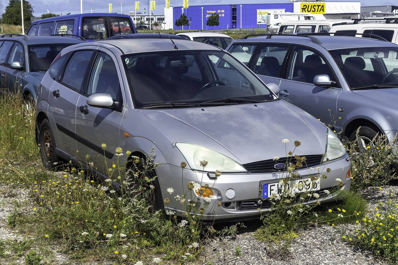 Focus 1.6 Ghia (Mk1) (1998)