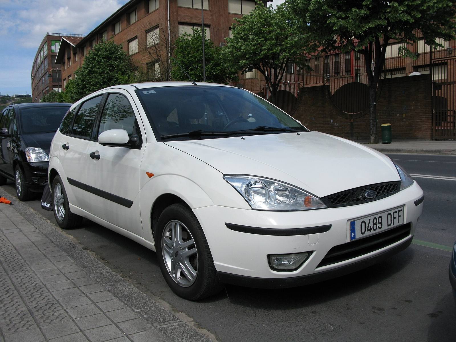 Focus 1.6 Ghia (Mk1) (1998)