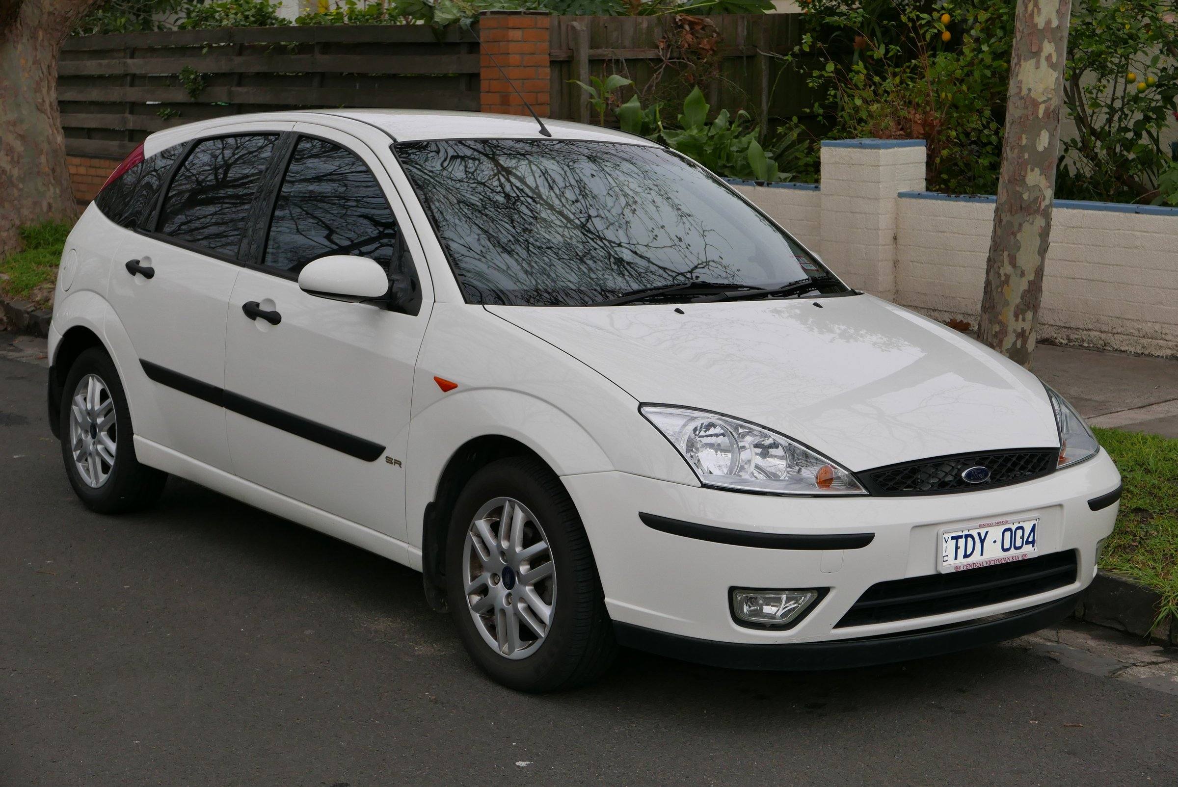 Focus 1.6 Ghia (Mk1) (1998)
