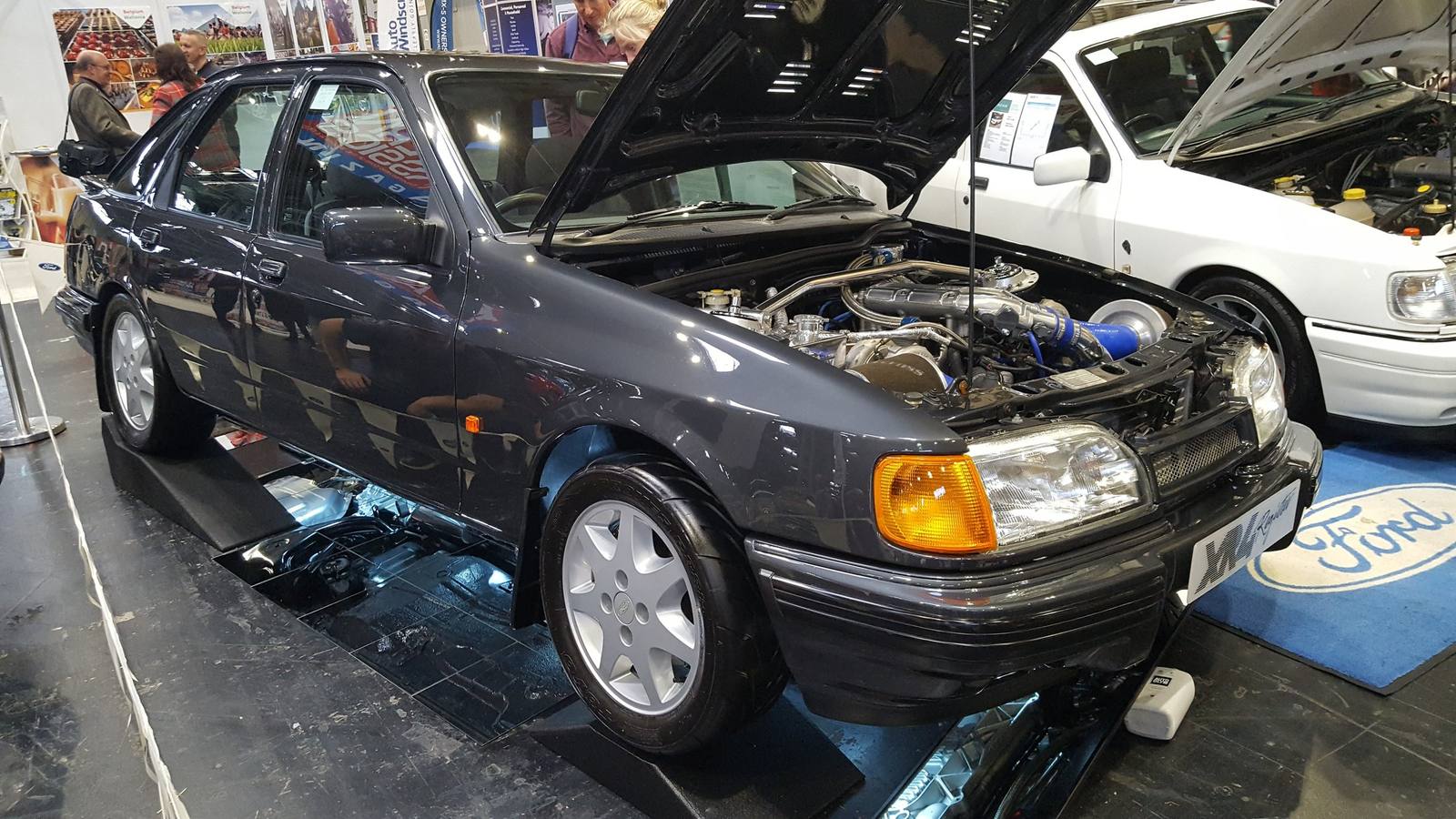 XR4x4