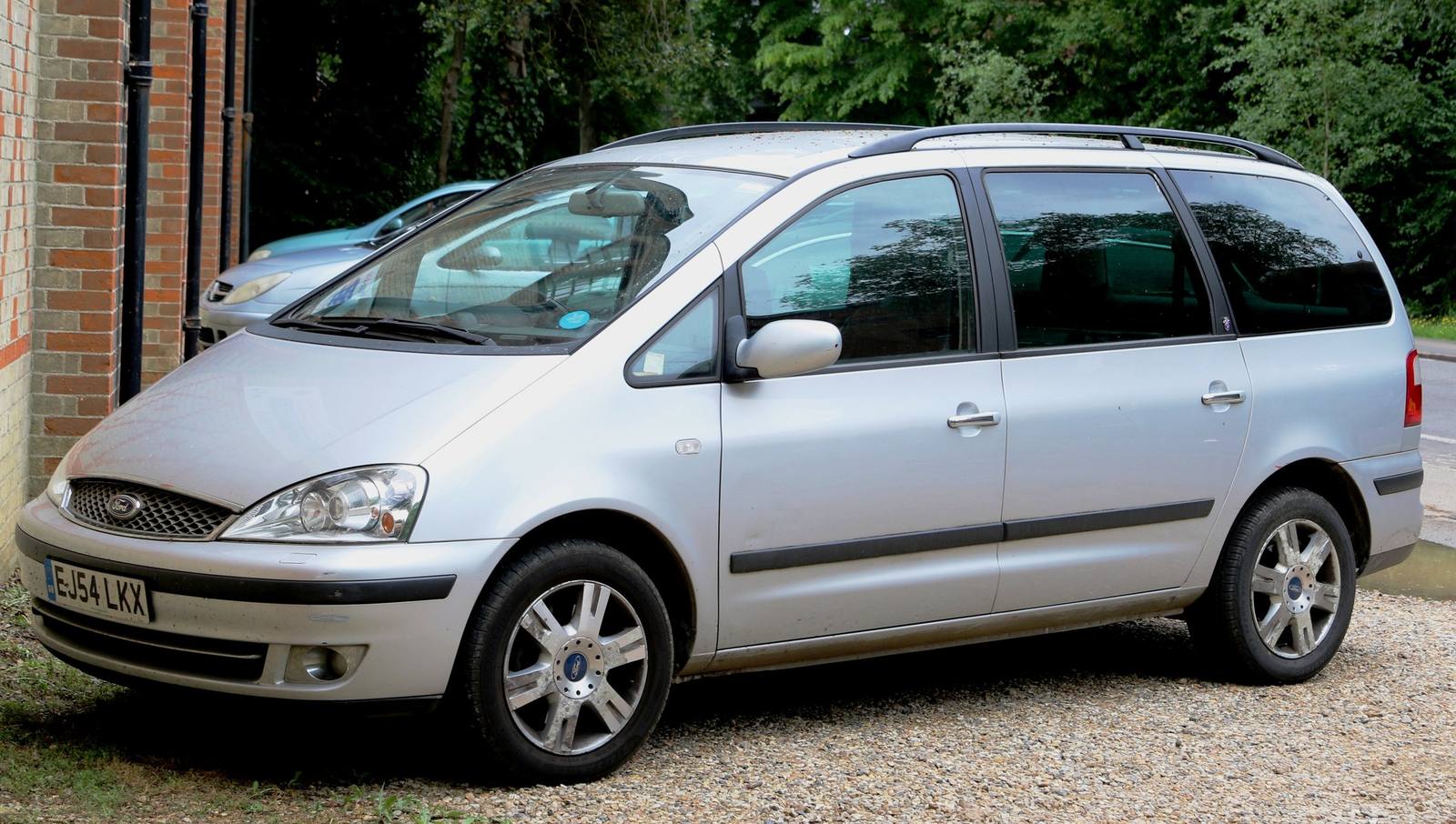 Galaxy 2.8 V6