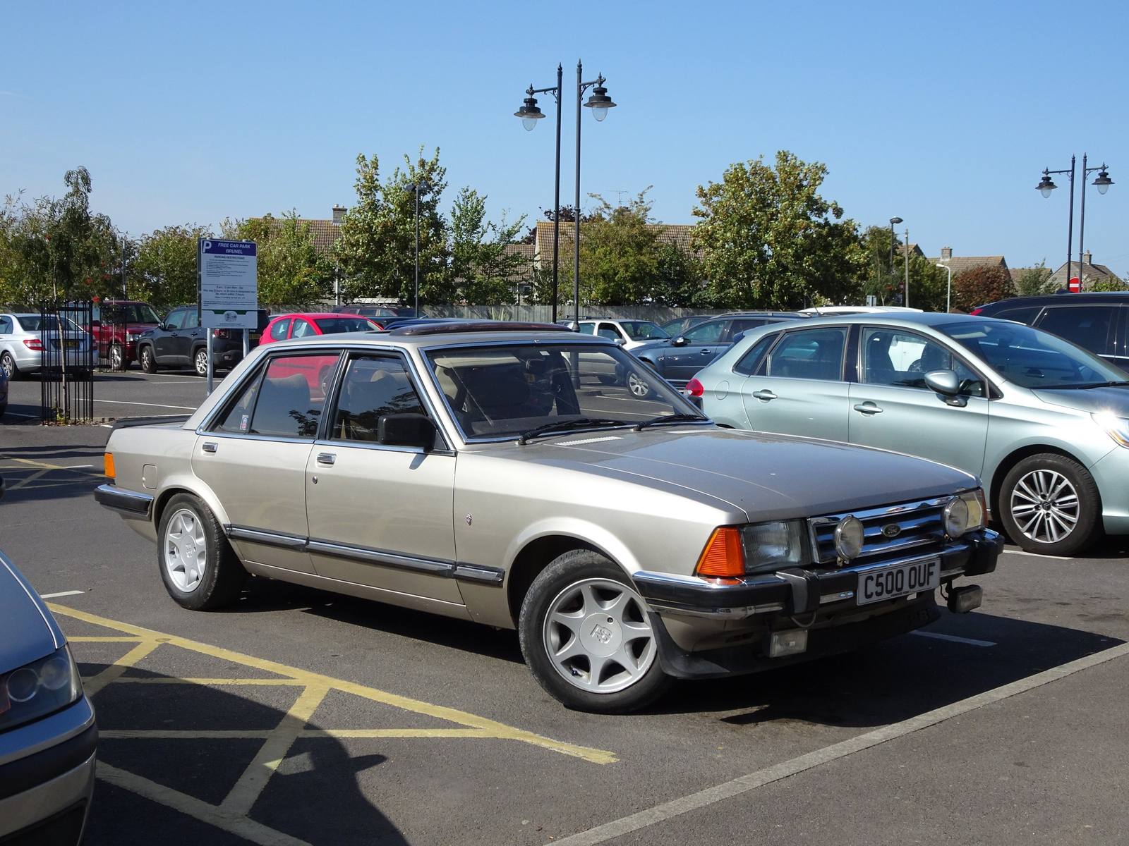 Granada 2.8i Ghia