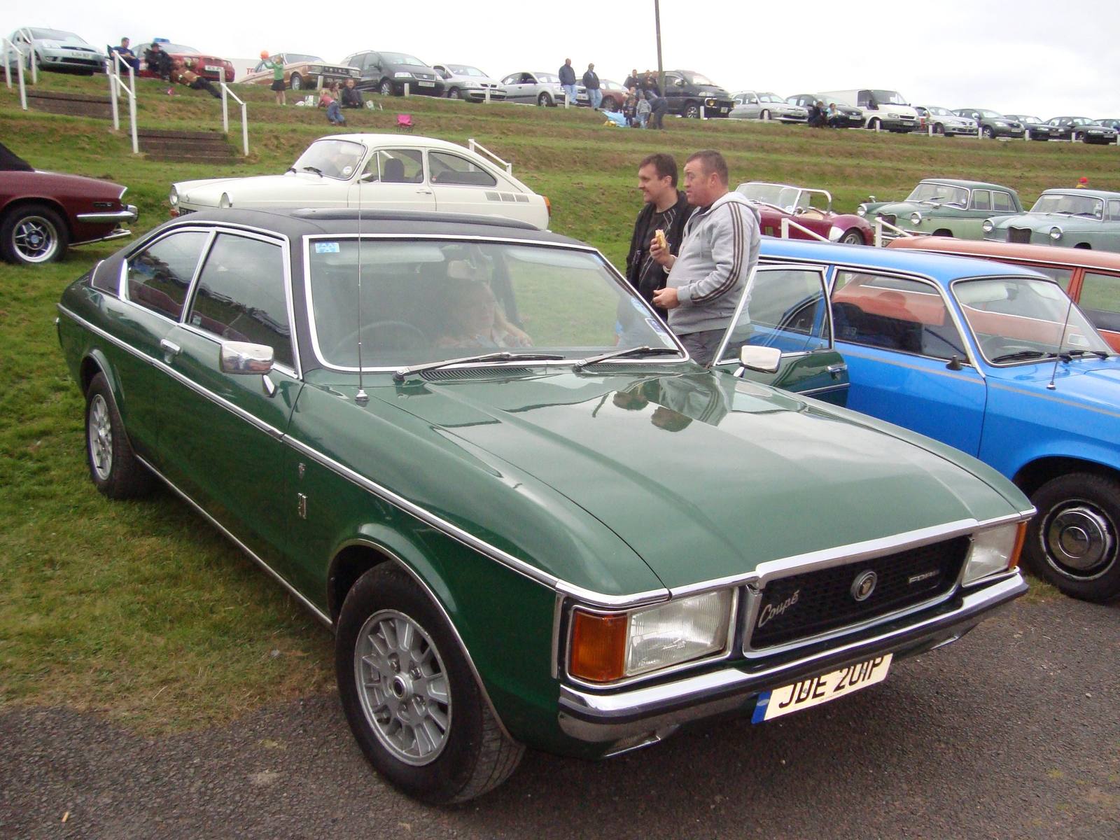Granada 3.0 GXL
