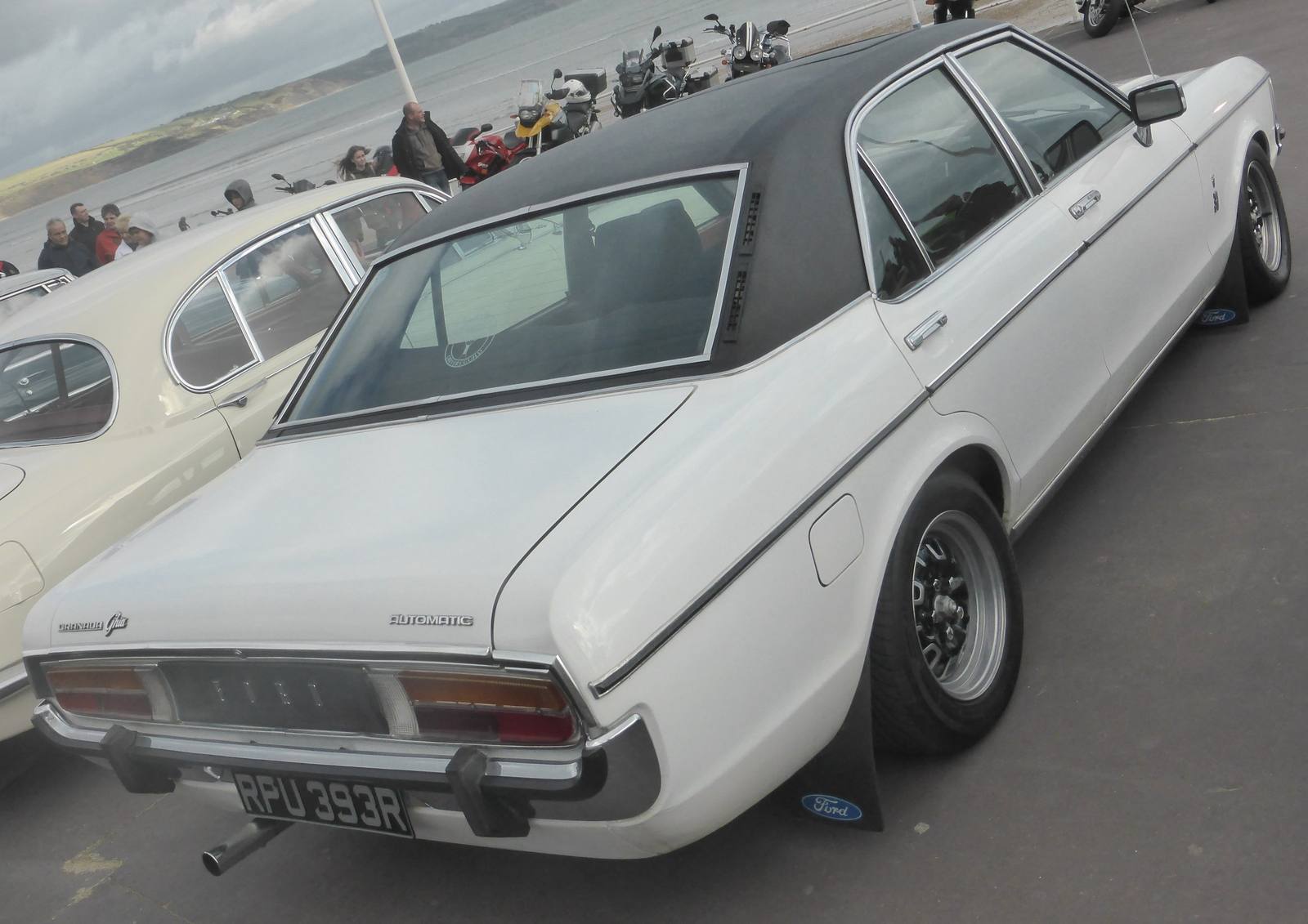 Granada 3.0 GXL