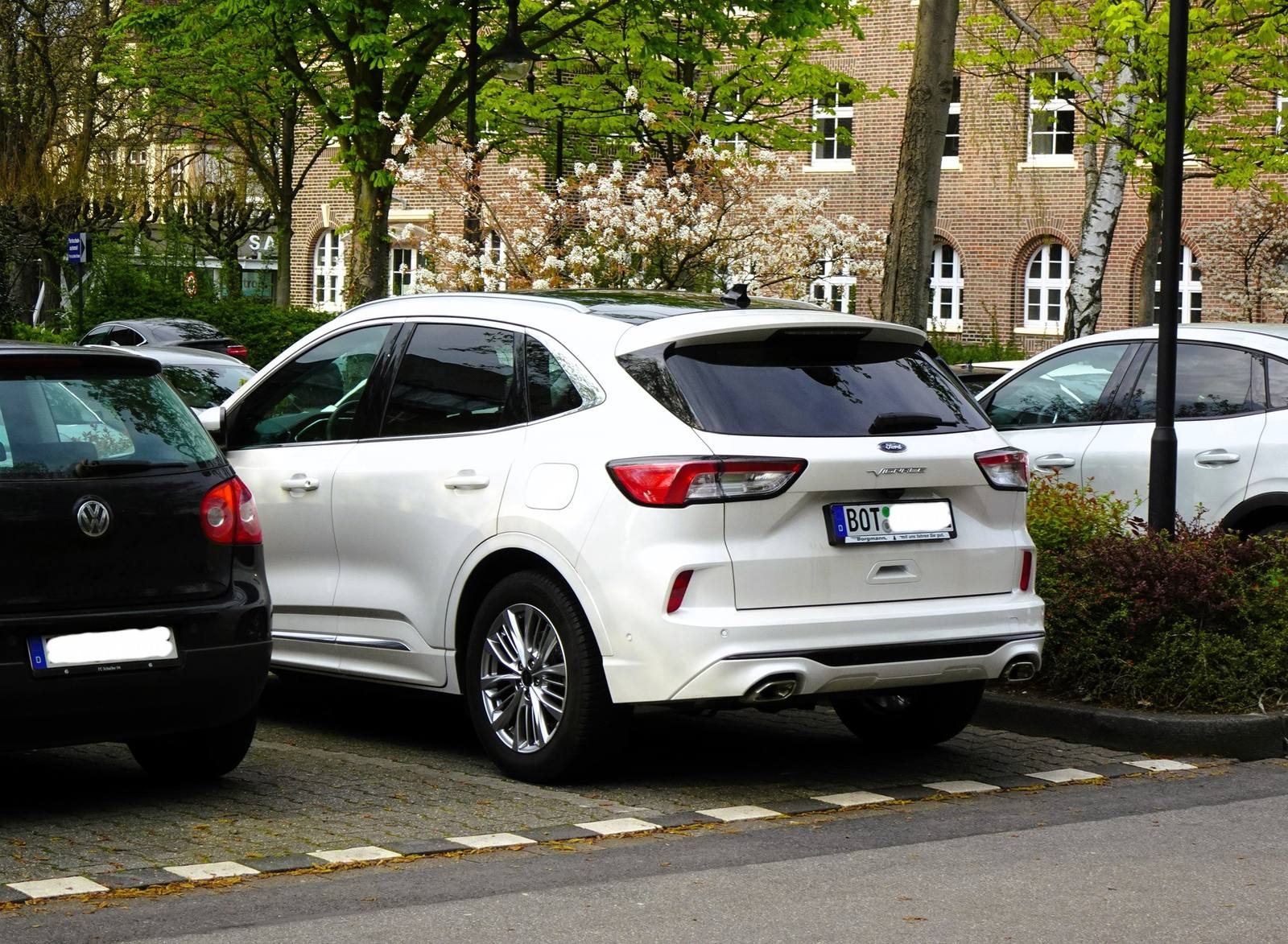 Vignale 2.5 PHEV (2019)