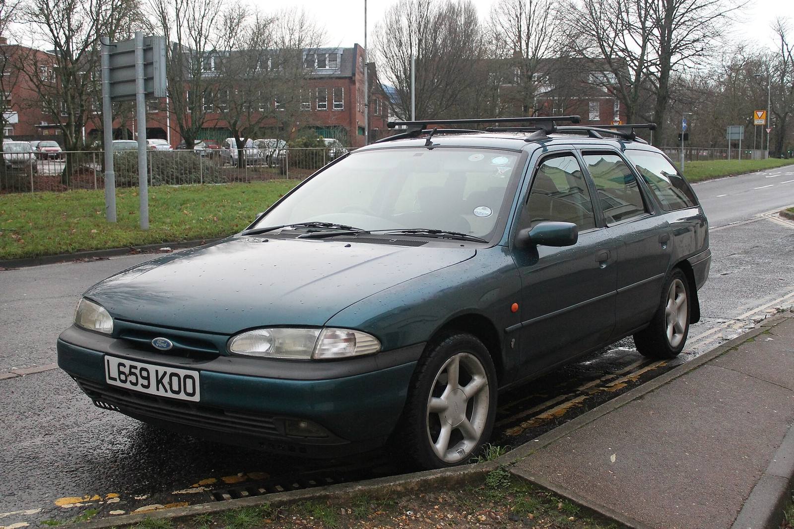 Mondeo Ghia 2.0 (Mk1) (1993)