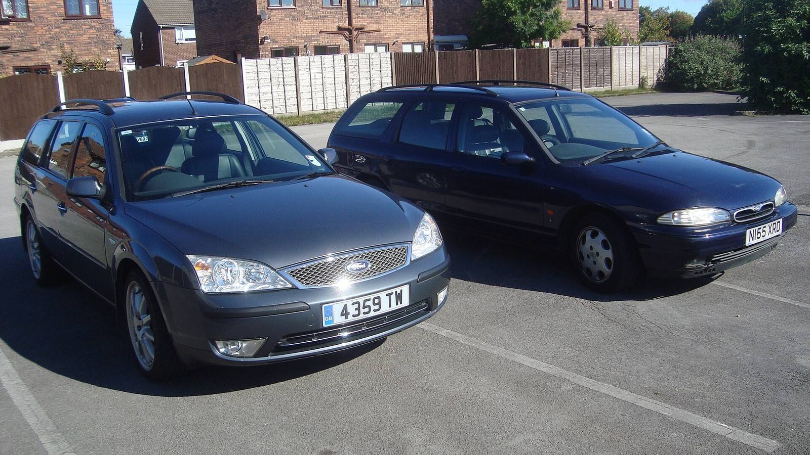 Mondeo Ghia 2.0 (Mk1) (1993)
