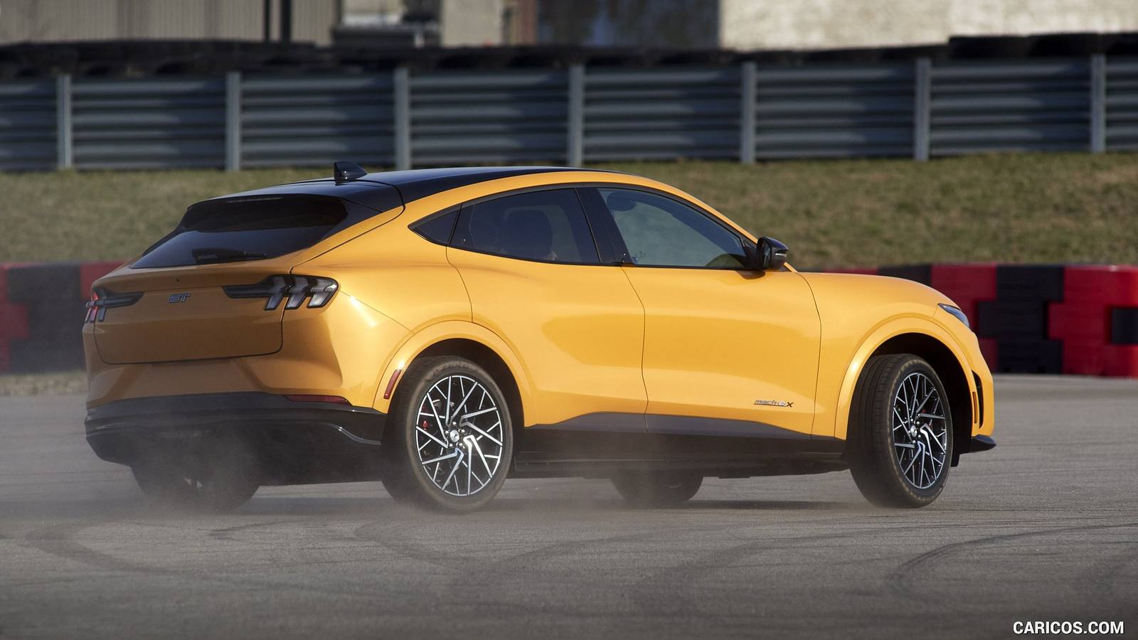 GT