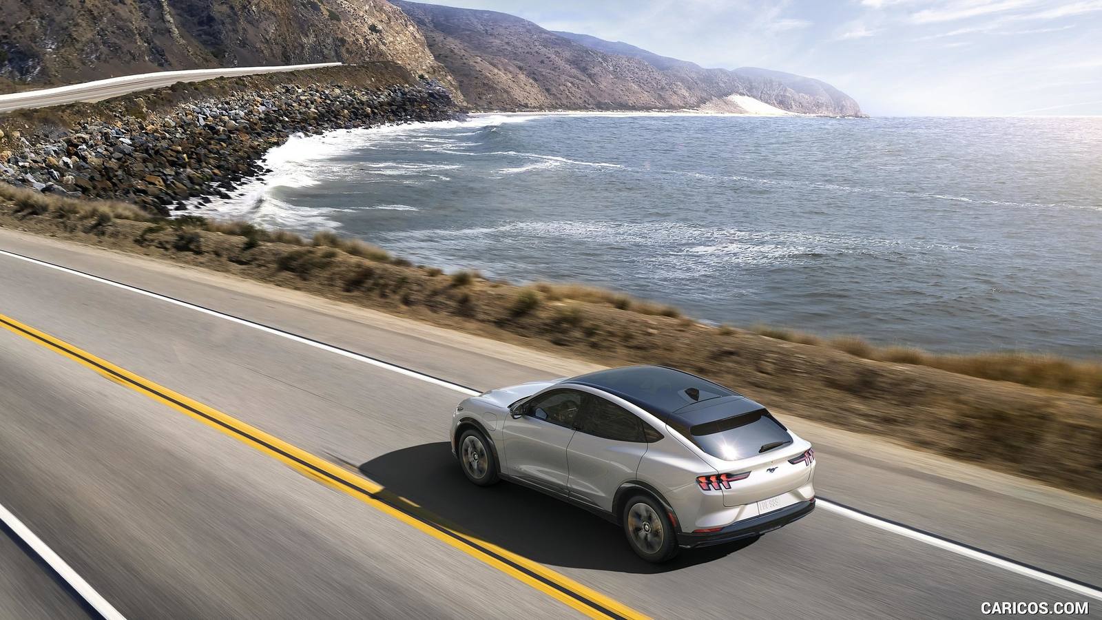 Premium Extended Range AWD