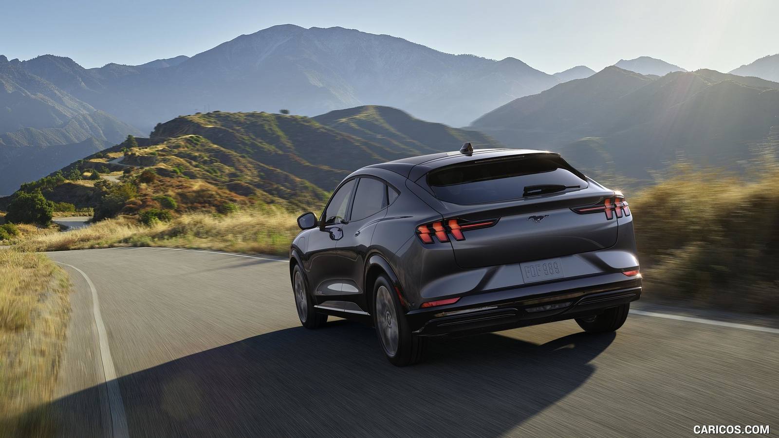 Premium Extended Range AWD