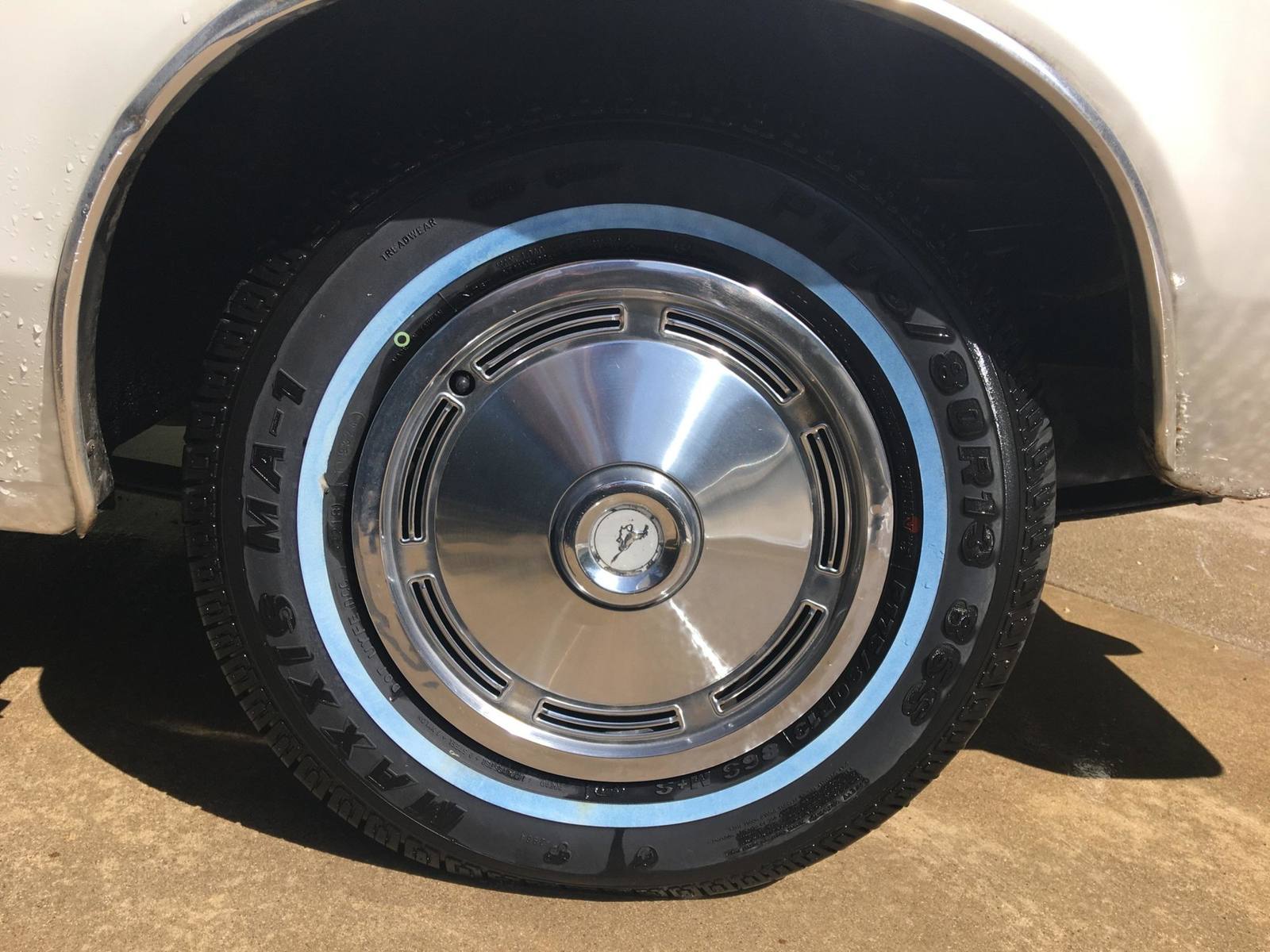 Base (Mustang II)
