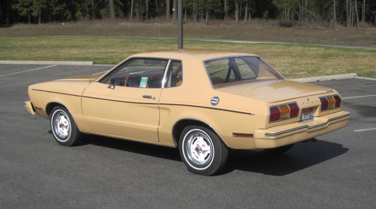 Base (Mustang II)