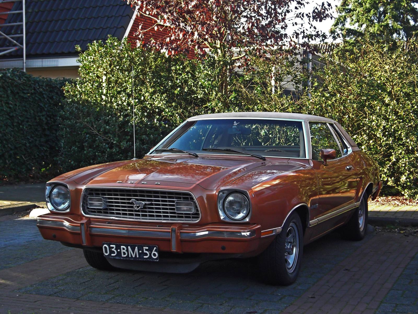 Base (Mustang II)