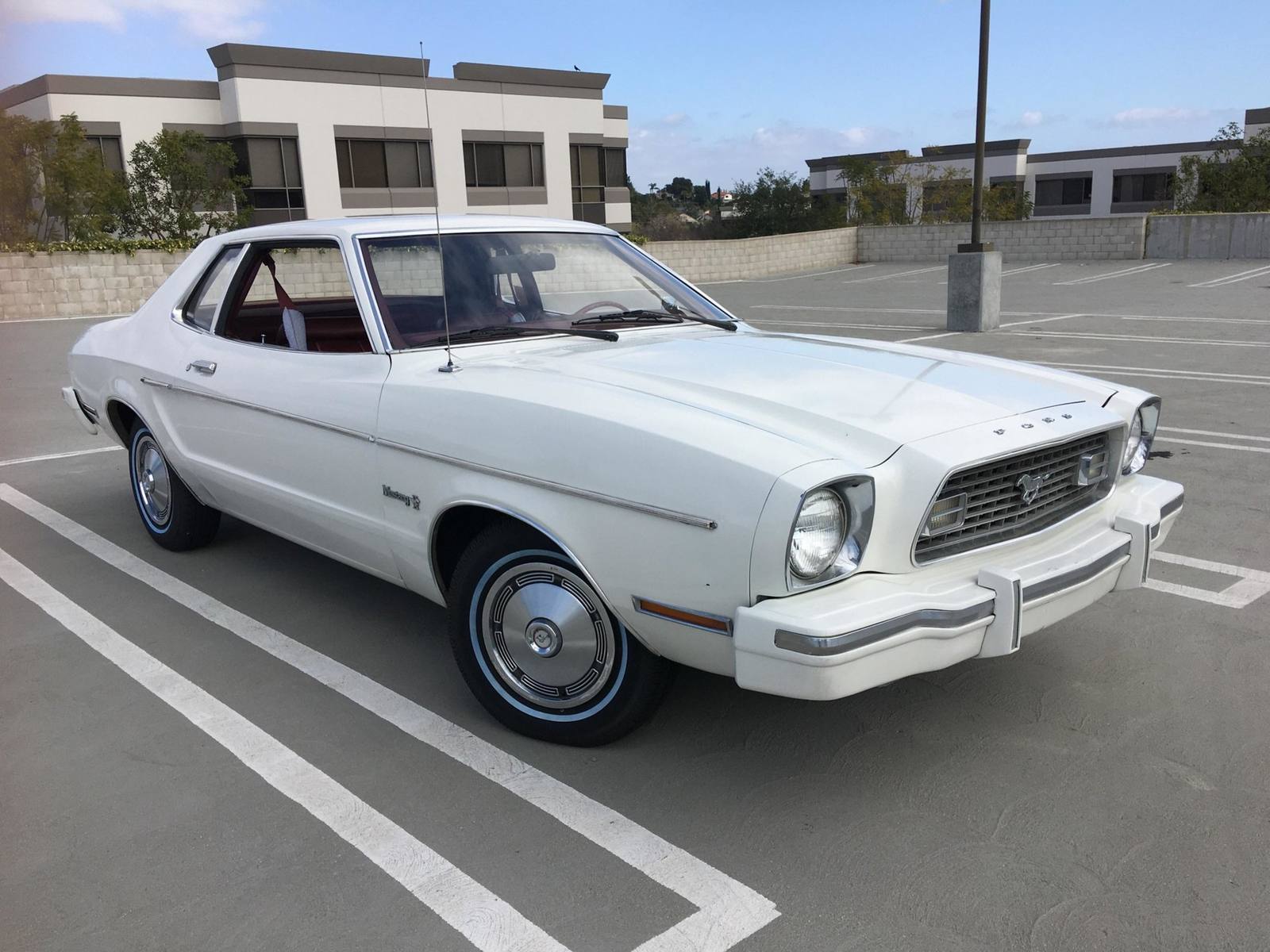 Base (Mustang II)