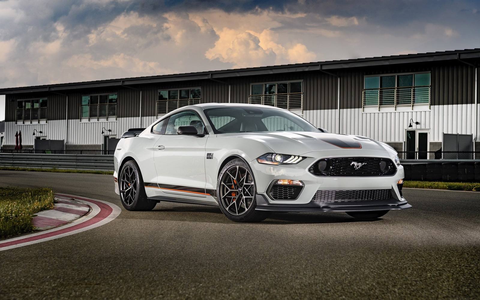 Mach 1 (S550)