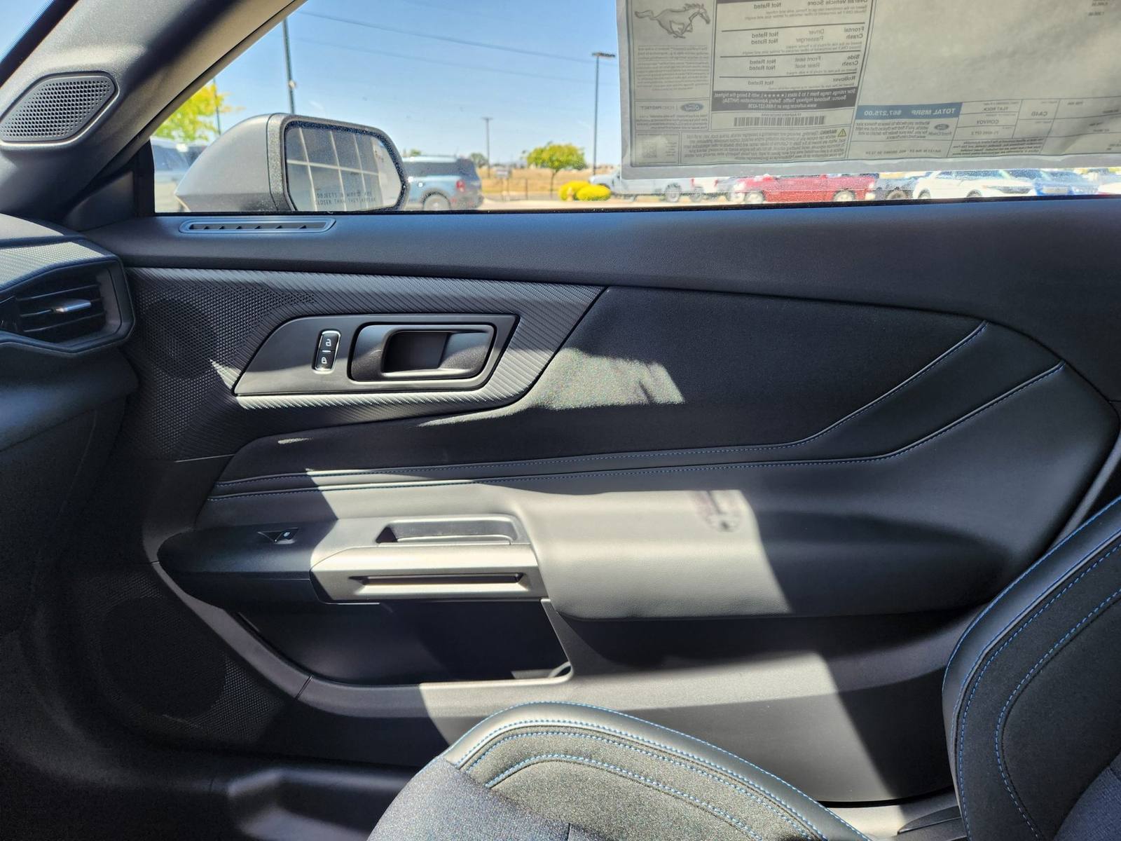 Dark Horse (S650)