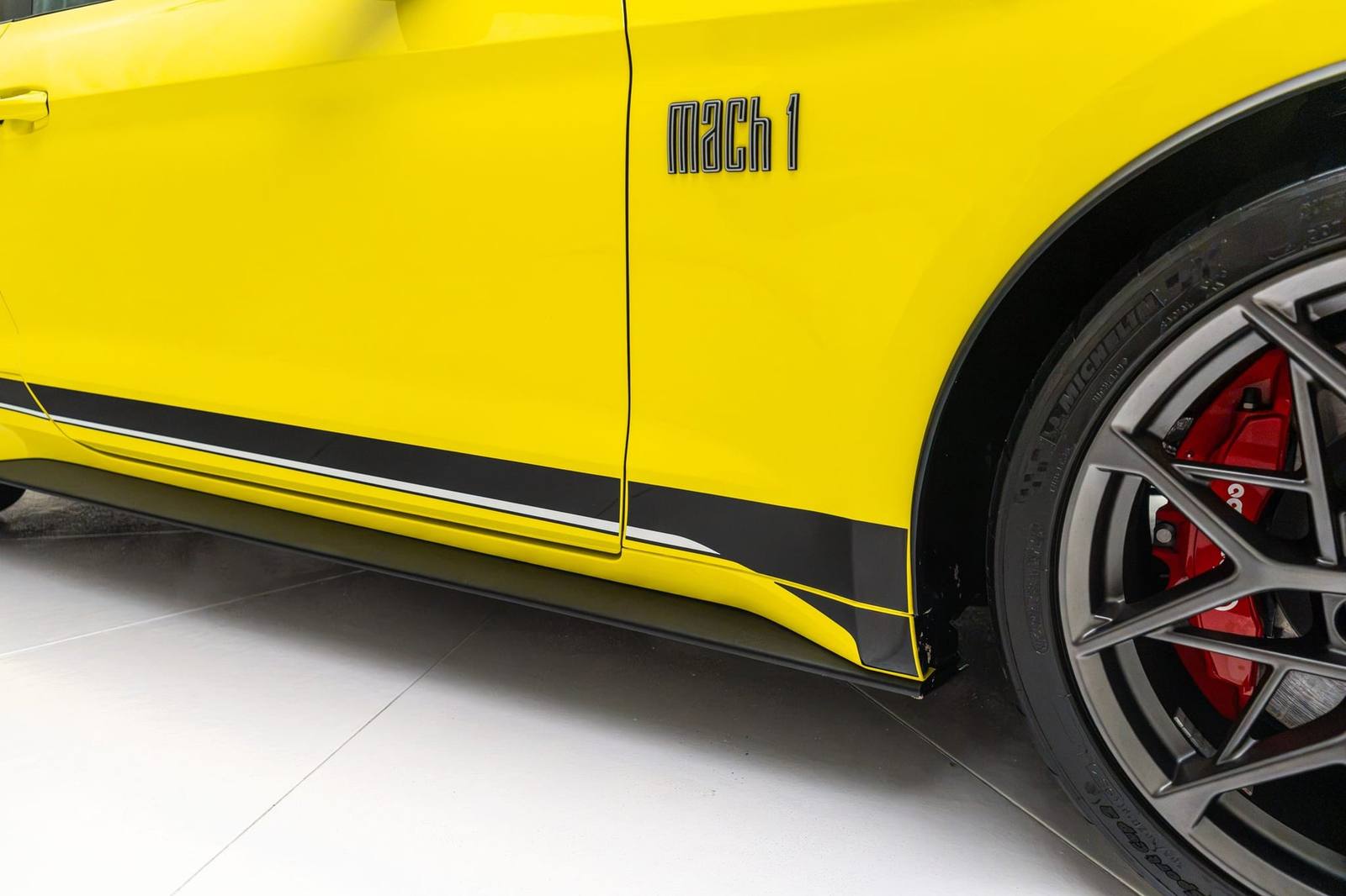 Mach 1 (S550)