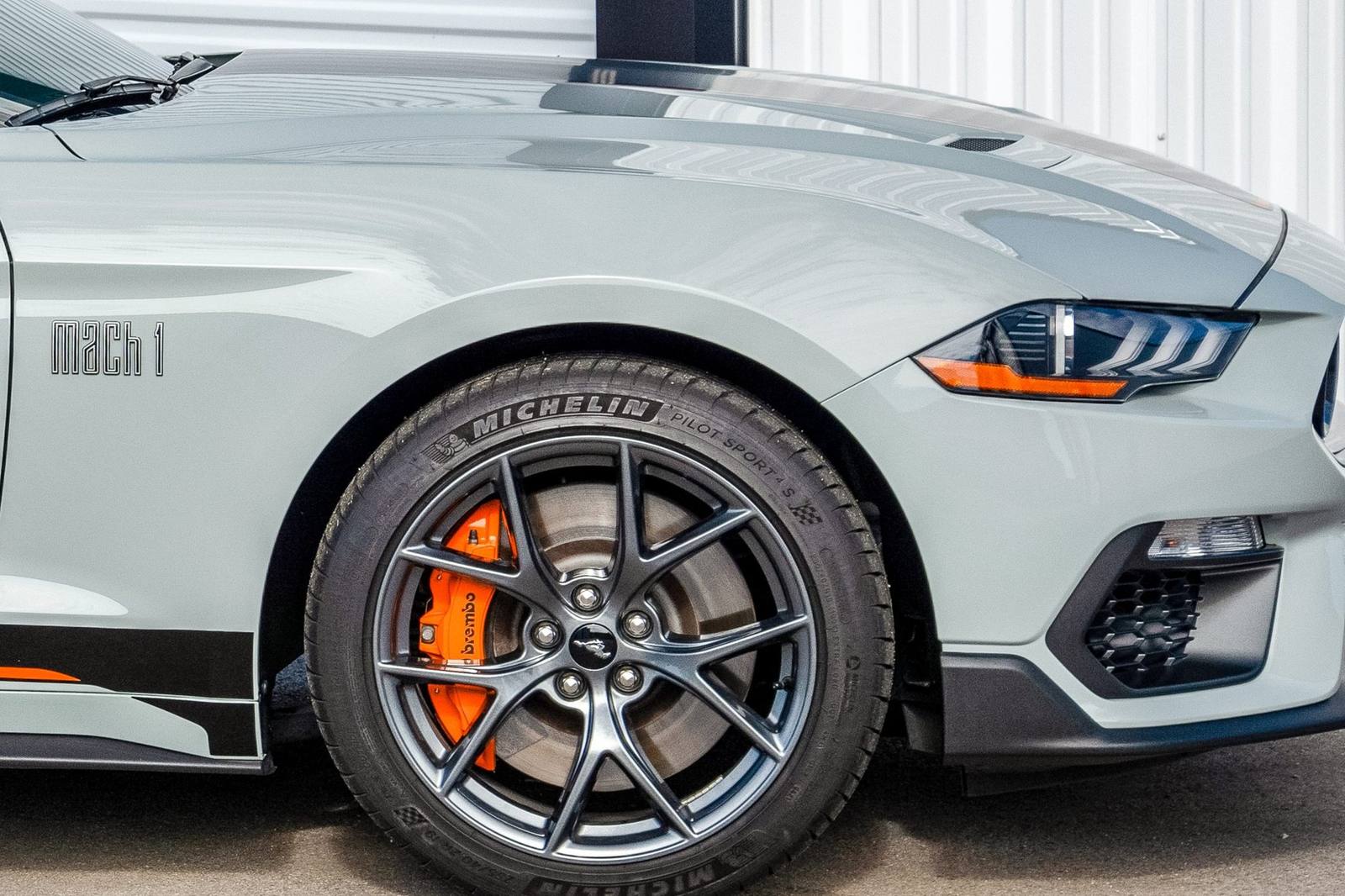 Mach 1 (S550)