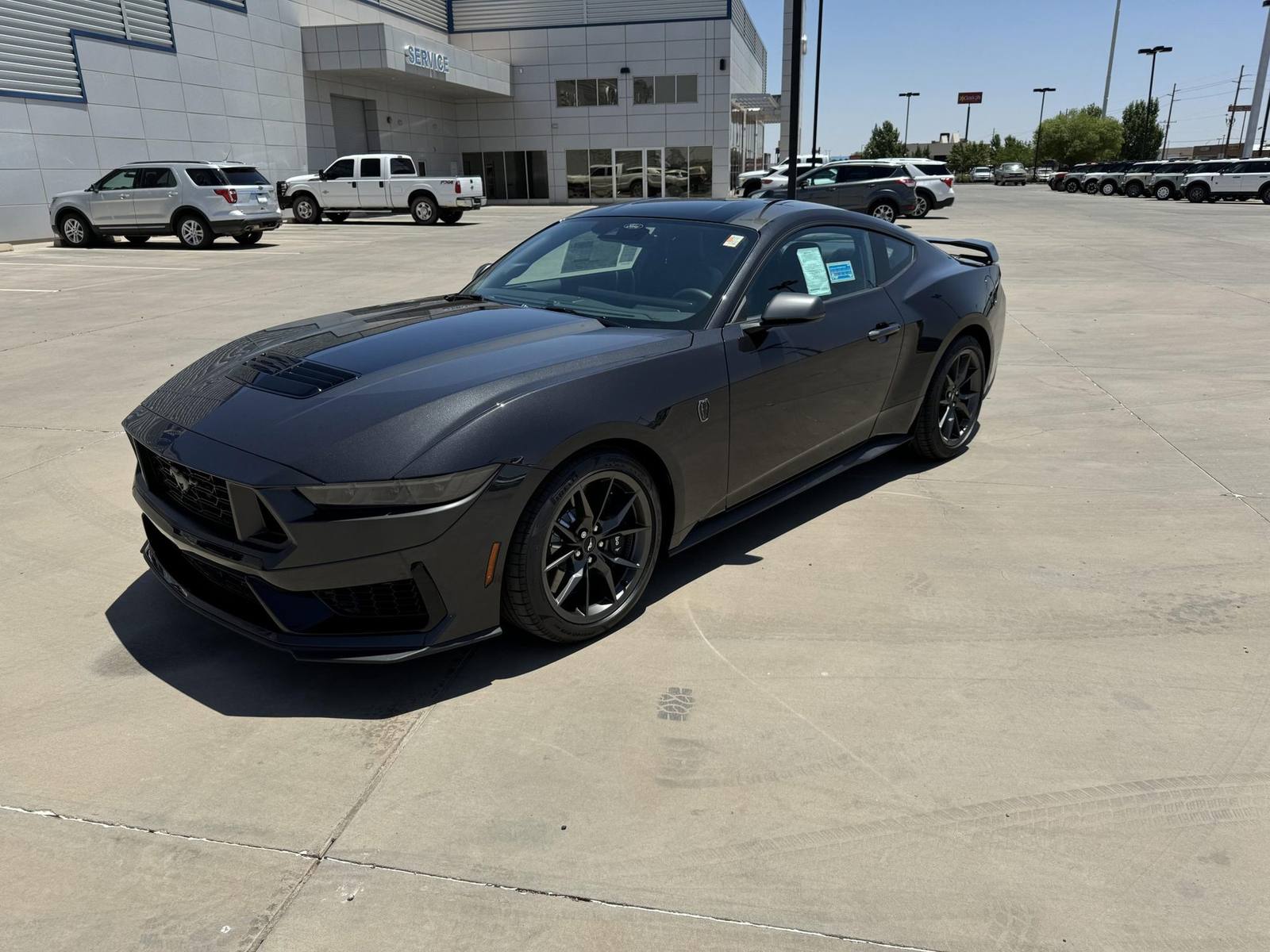 Dark Horse (S650)