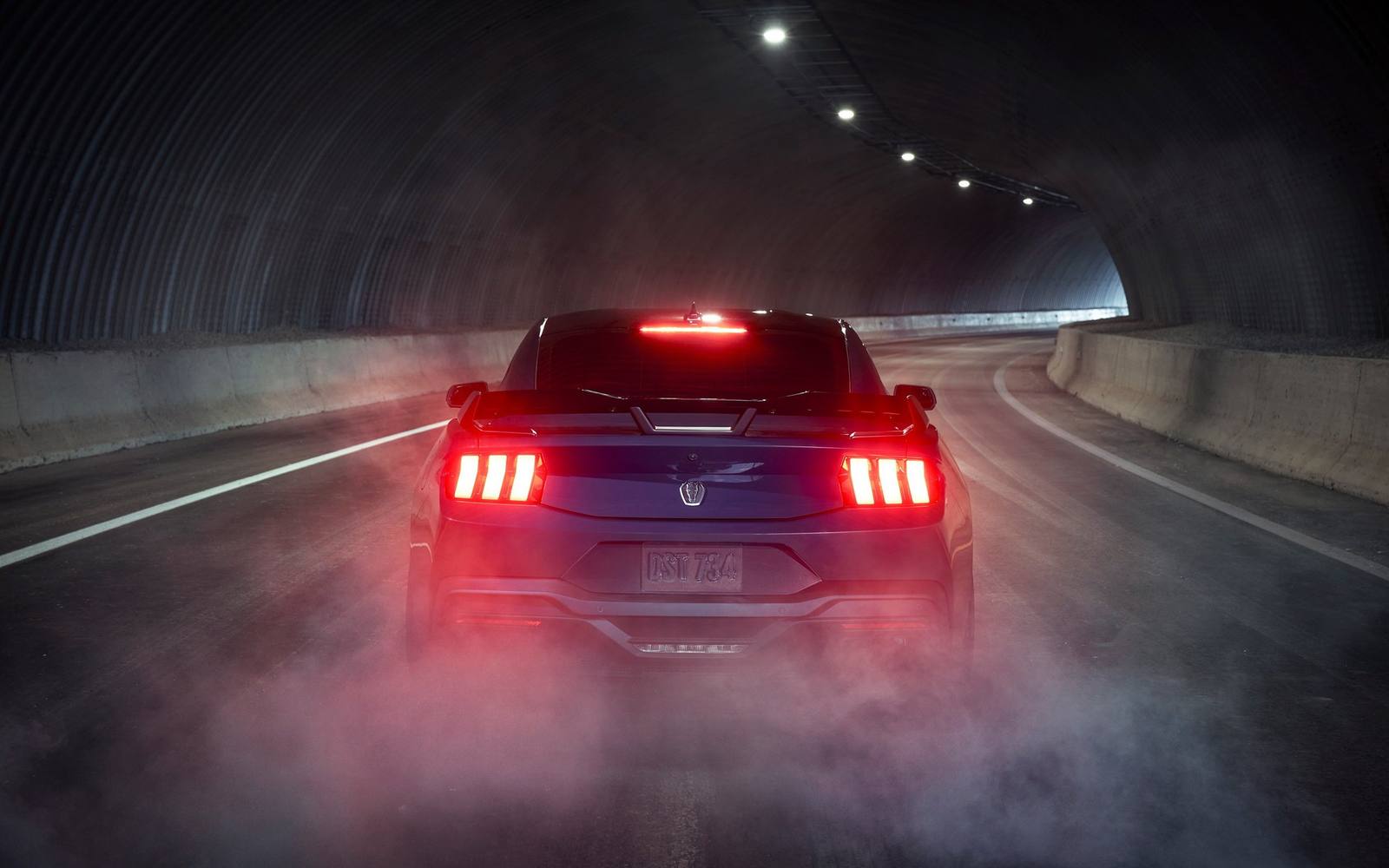 Dark Horse (S650)