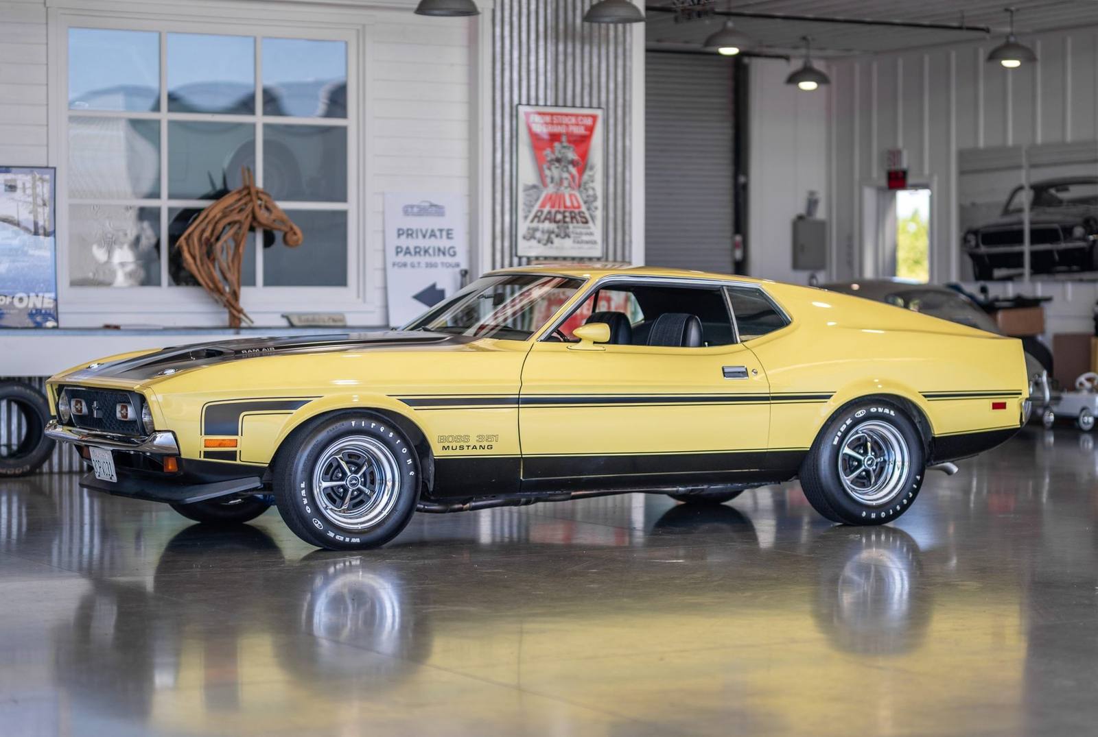 Boss 351 (1st gen)