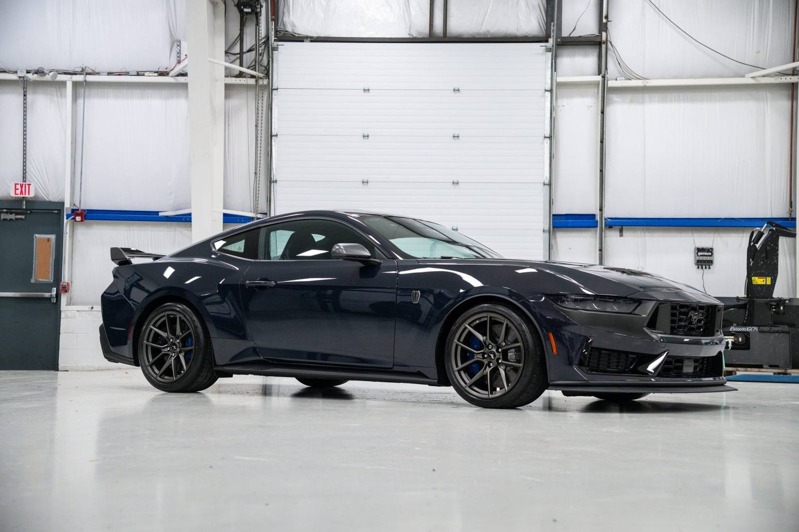 Dark Horse (S650)