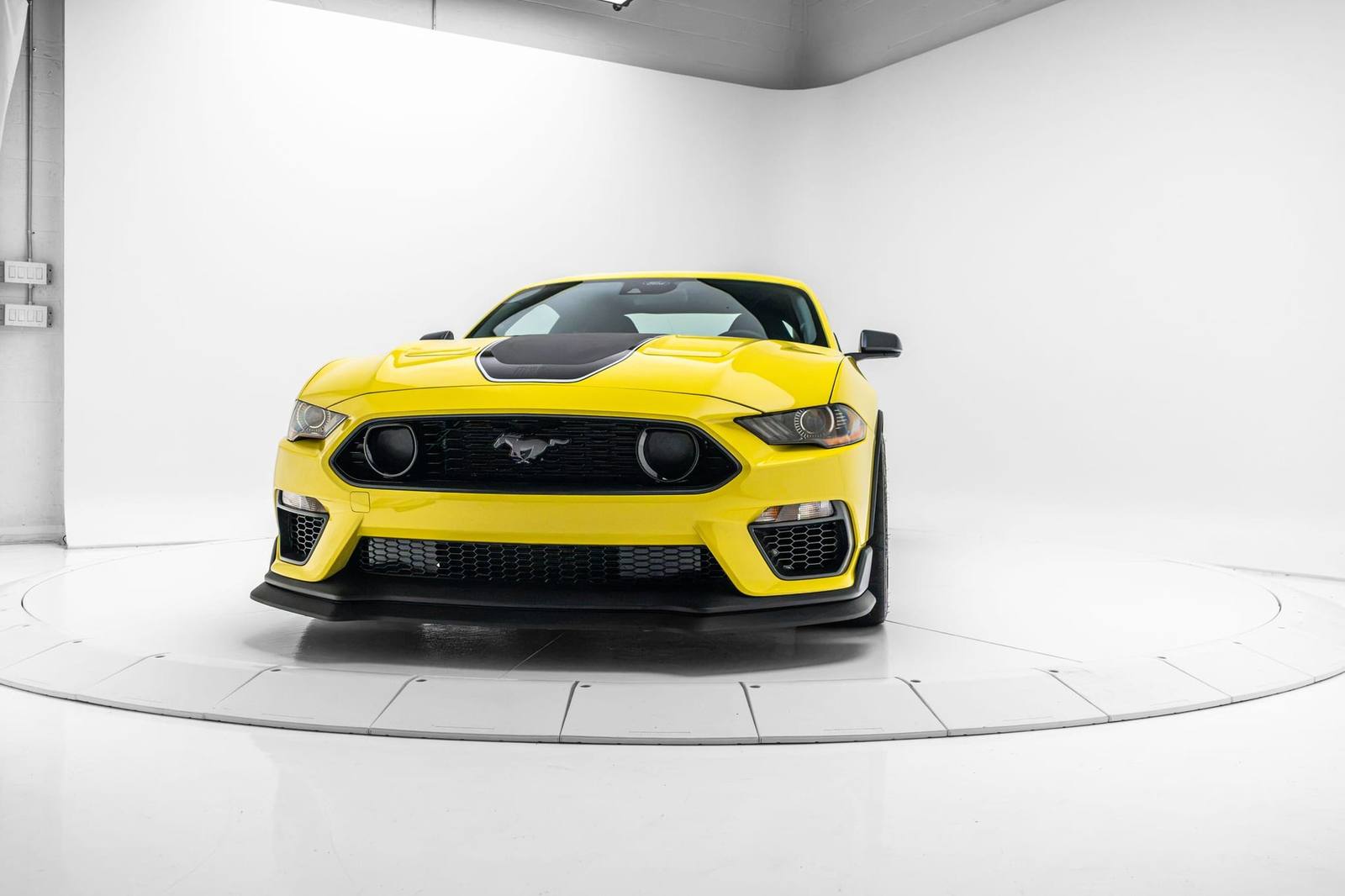 Mach 1 (S550)