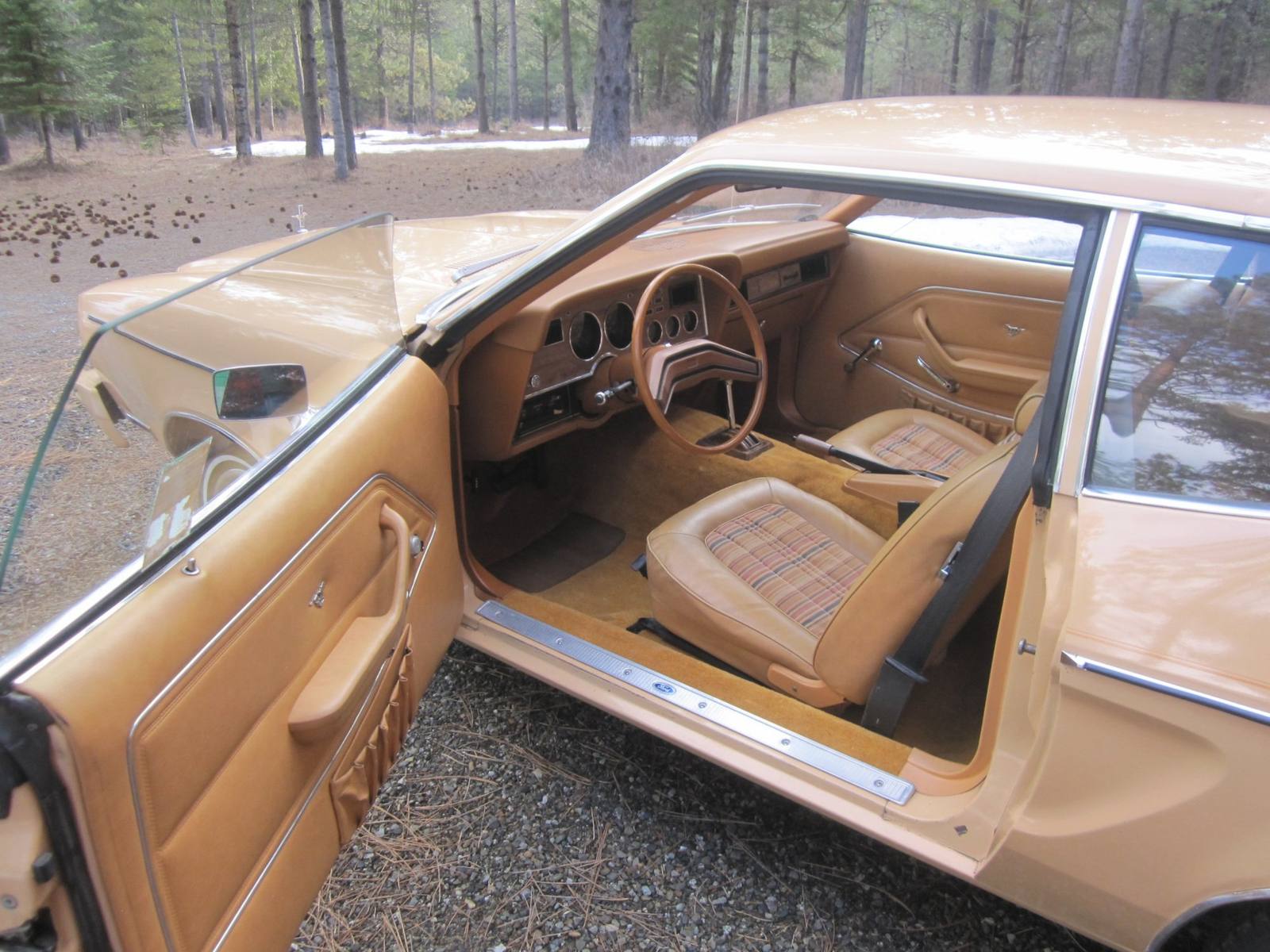 Base (Mustang II)