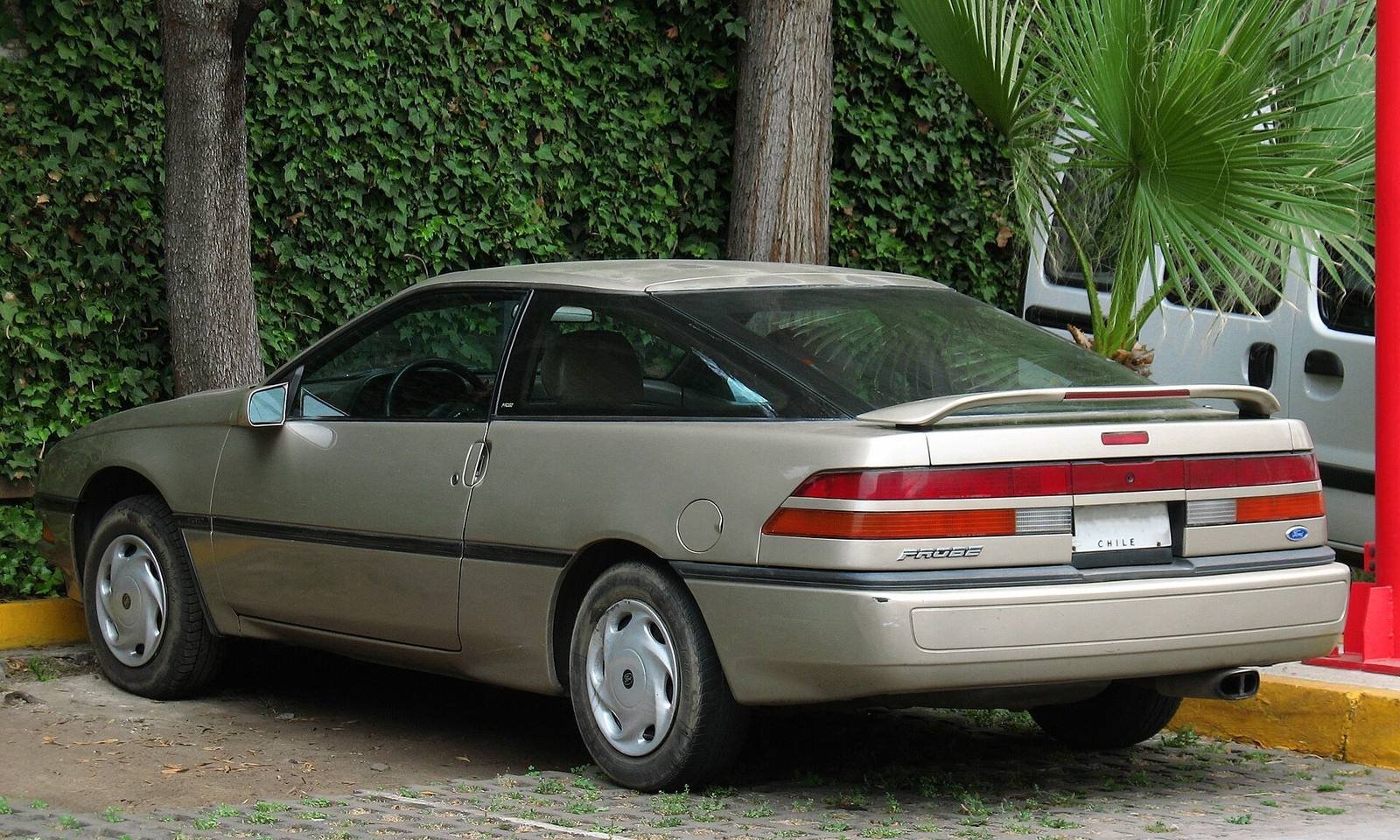 Probe LX 3.0 V6 (Gen 1) (1989)