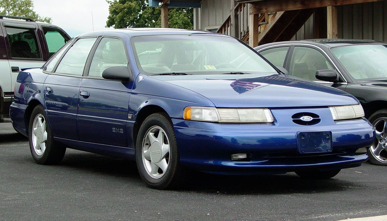 Taurus SHO (1992)