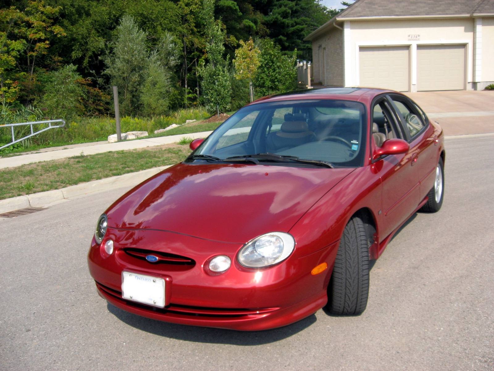 Taurus SHO V8 (1996)