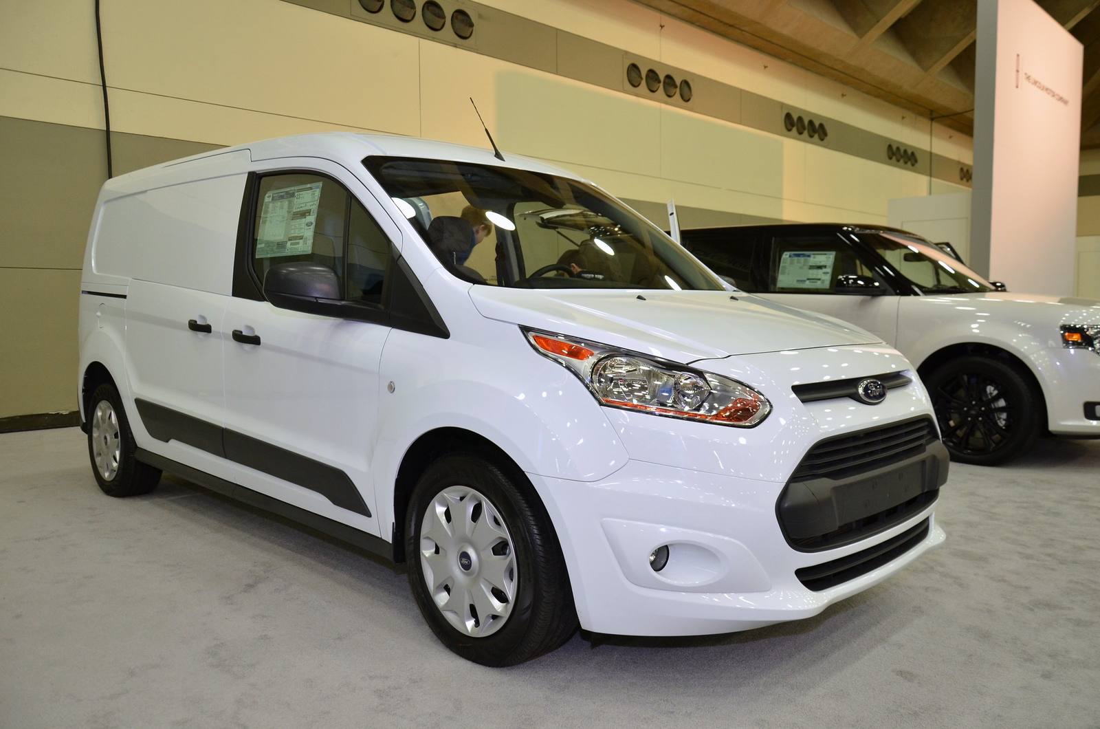 Transit Connect XLT Wagon 2.5 (2014)