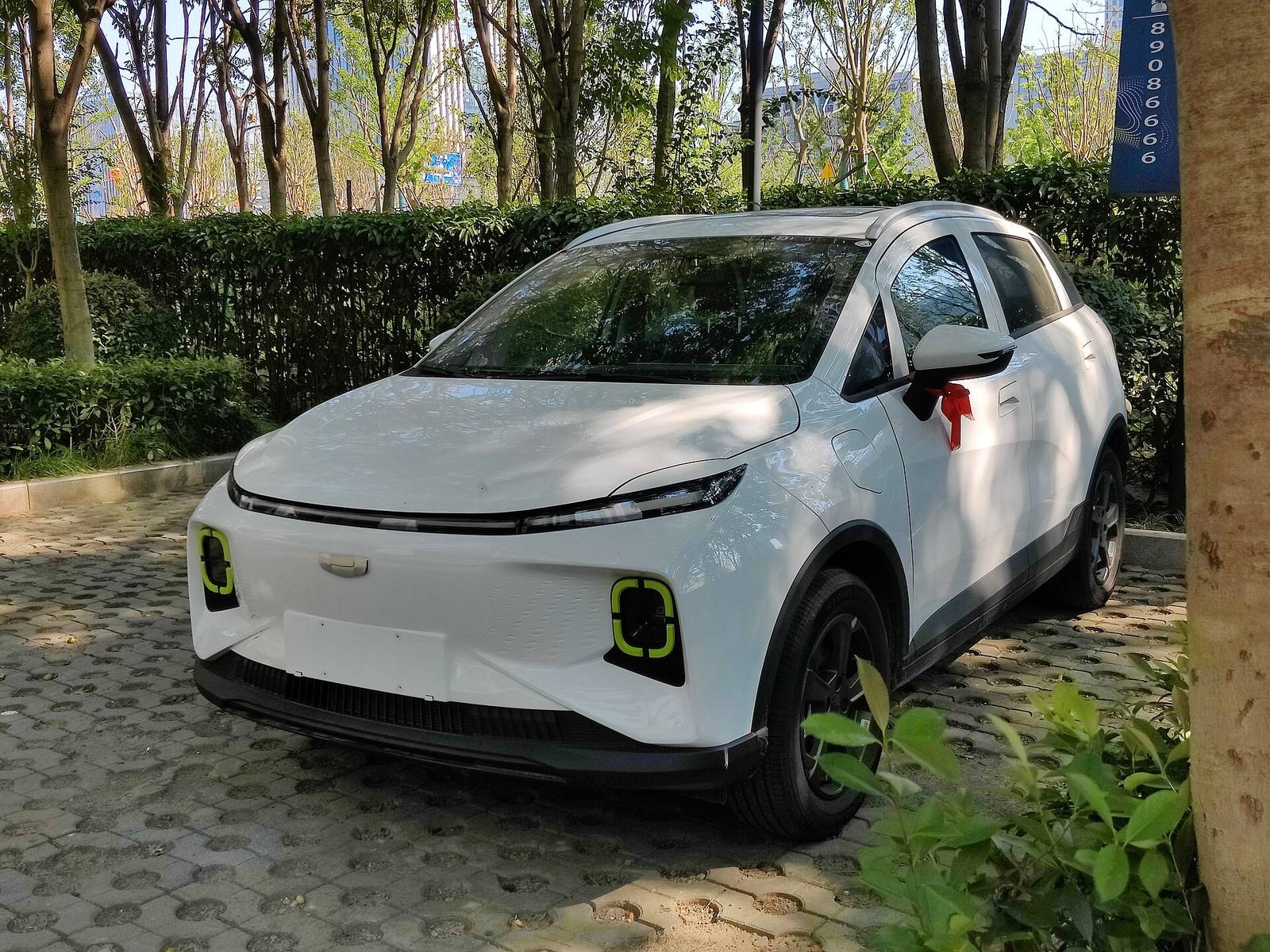 401 km (39.4 kWh)