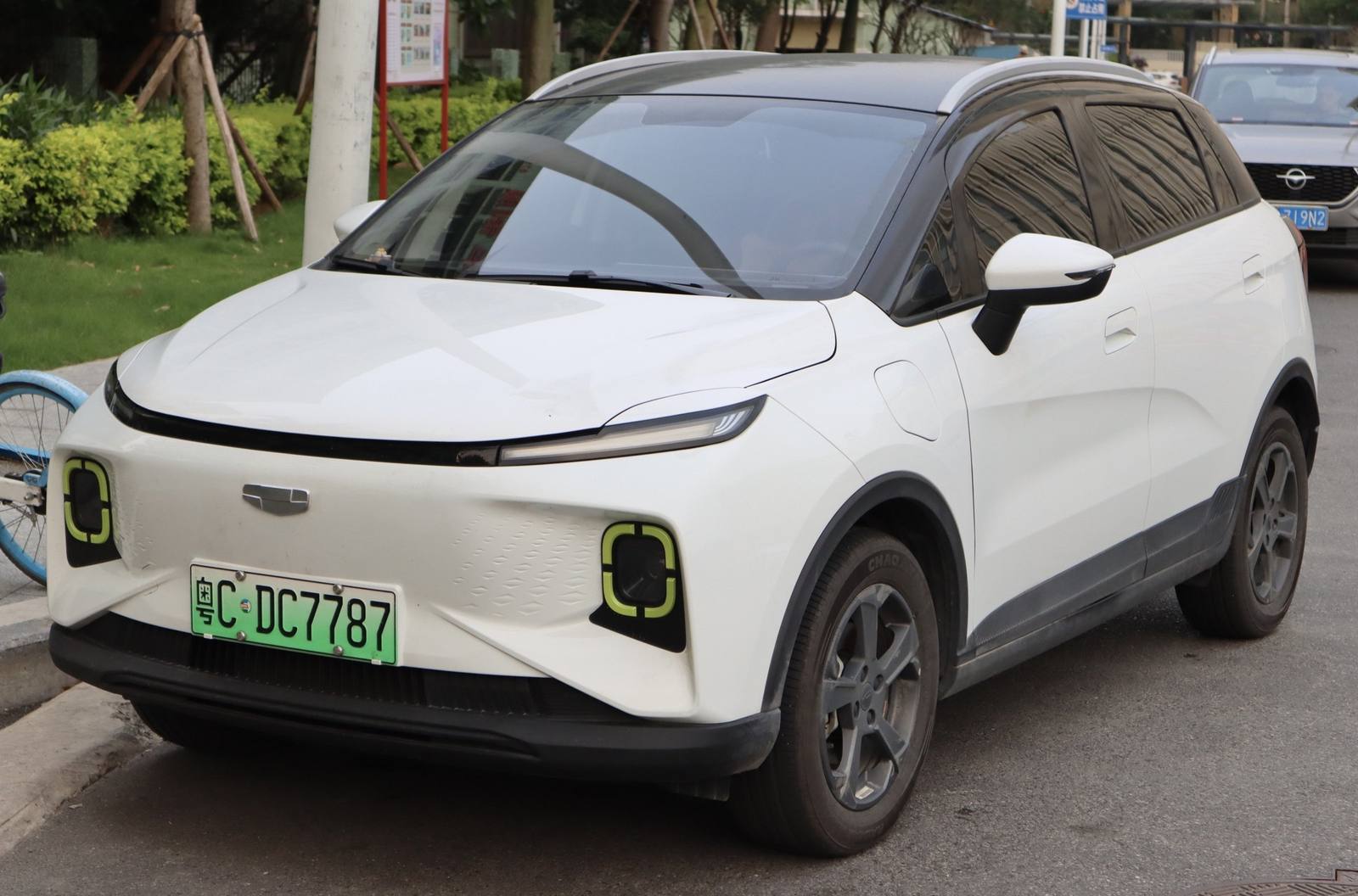 401 km (39.4 kWh)