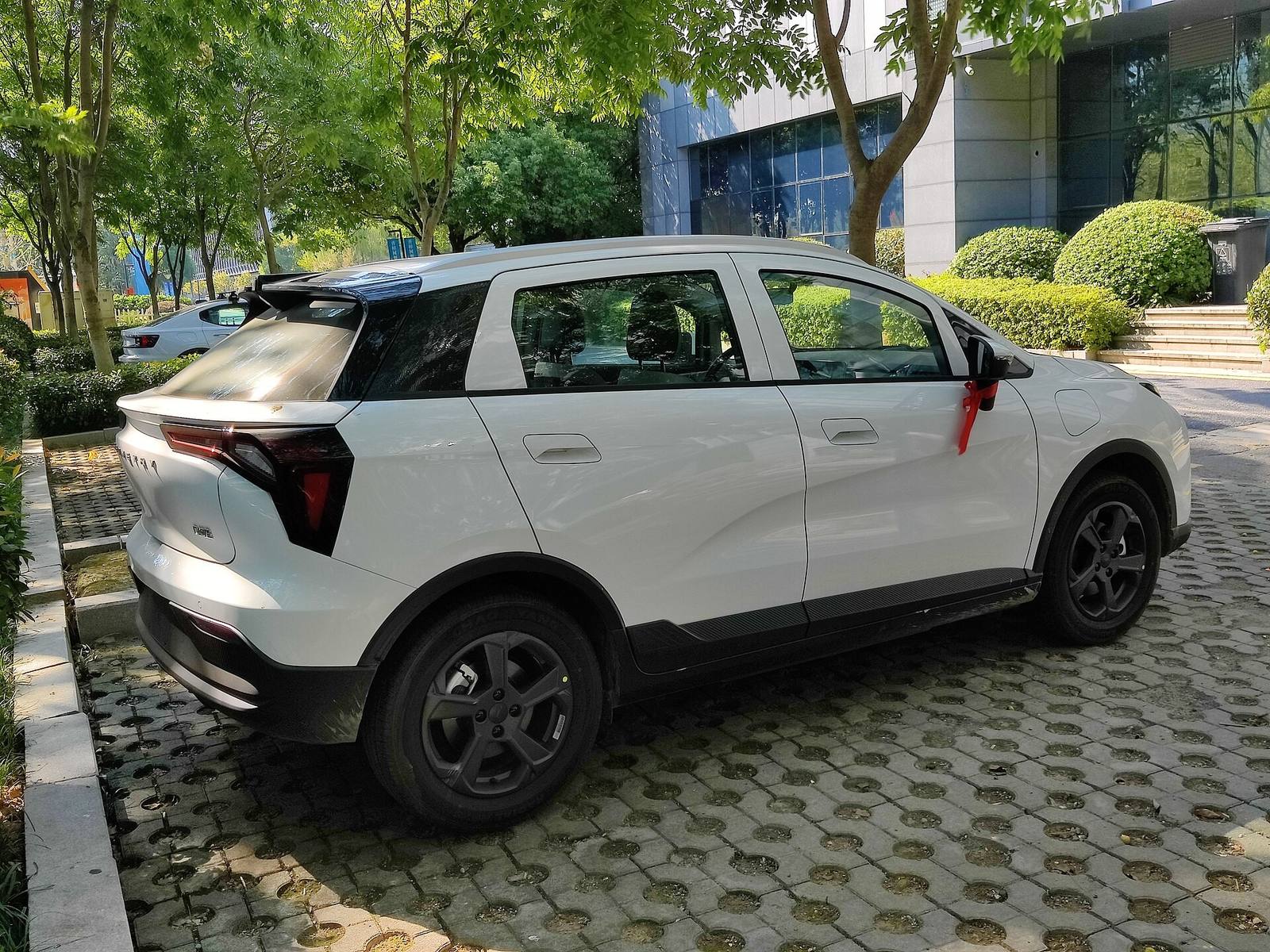 401 km (39.4 kWh)