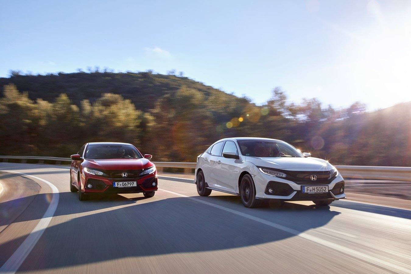 Civic 1.6 i-DTEC Hatchback (EU FK)