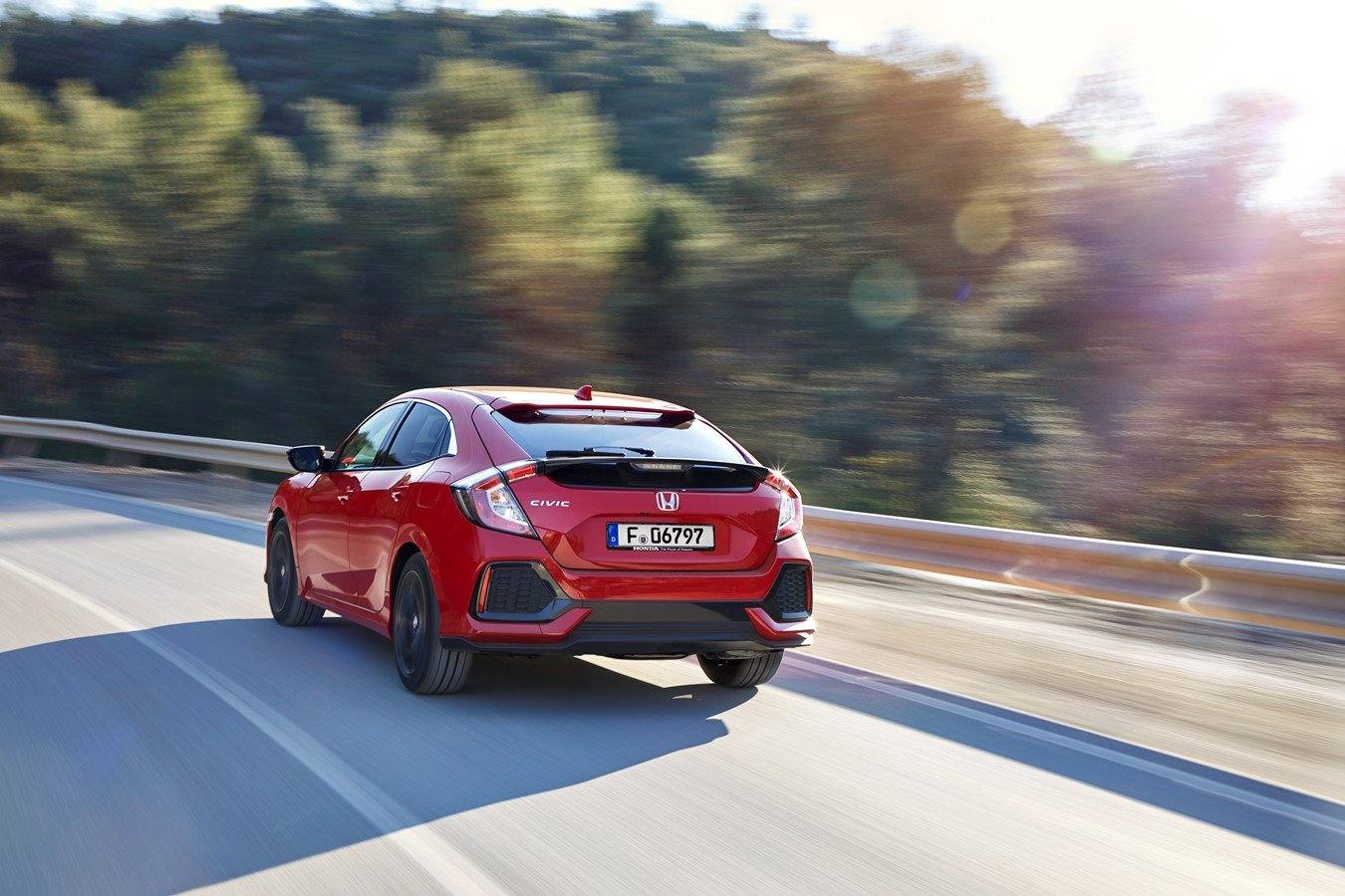 Civic 1.6 i-DTEC Hatchback (EU FK)