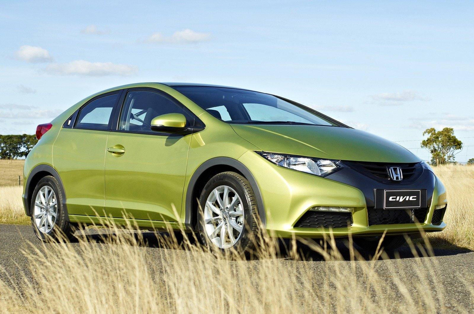 Civic 1.6 i-DTEC Hatchback (EU)