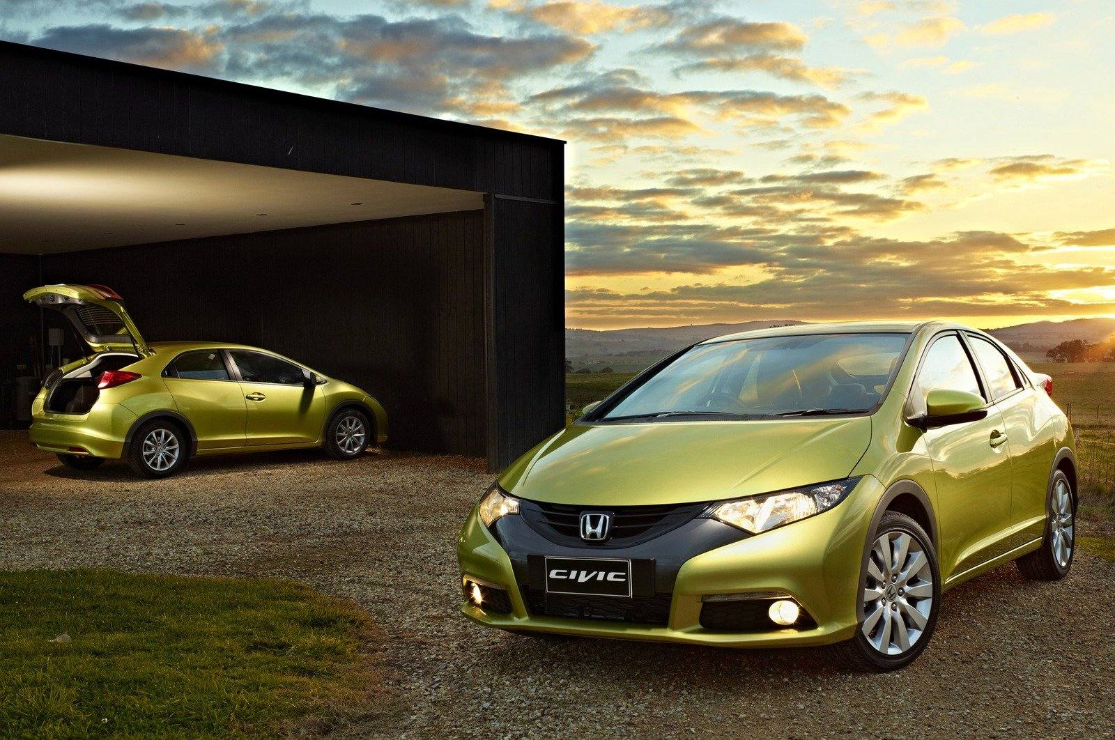 Civic 1.6 i-DTEC Hatchback (EU)