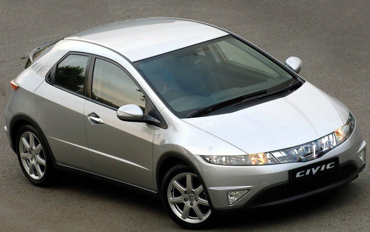 Civic 1.8 i-VTEC Hatchback (EU)