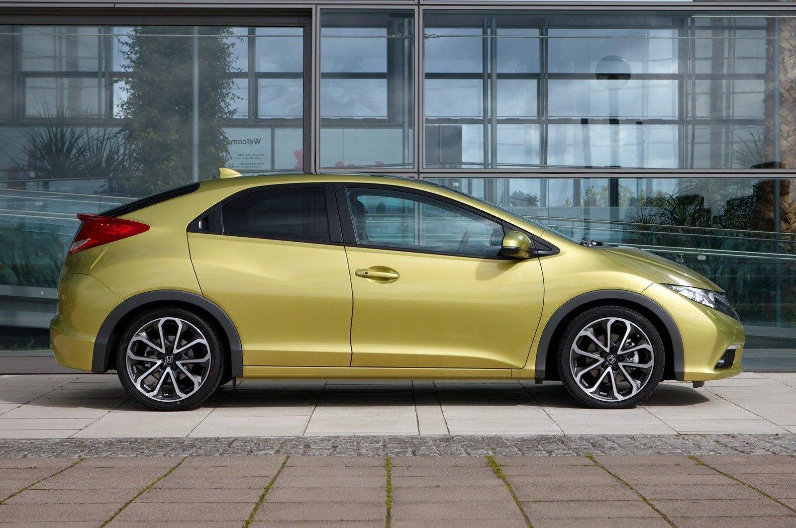 Civic 1.6 i-DTEC Hatchback (EU)