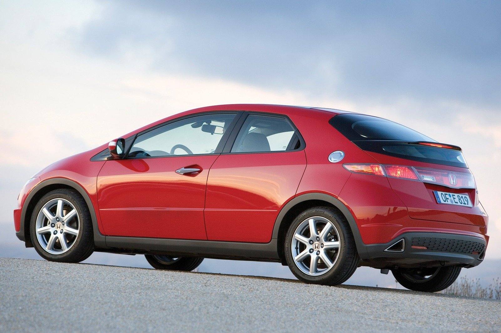 Civic 1.8 i-VTEC Hatchback (EU)