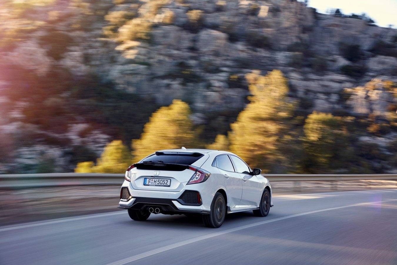Civic 1.6 i-DTEC Hatchback (EU FK)