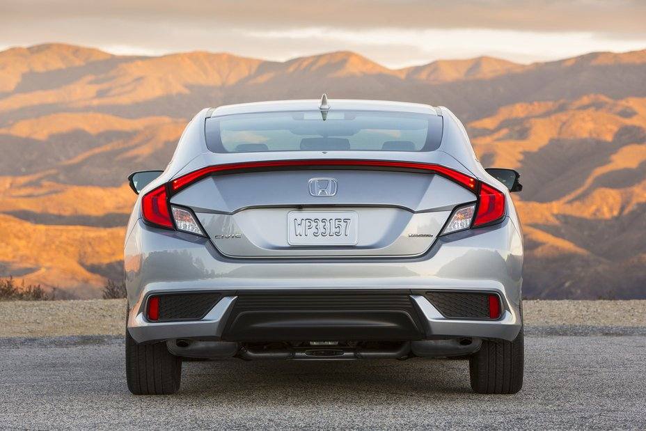 Civic Touring Coupe (FC)