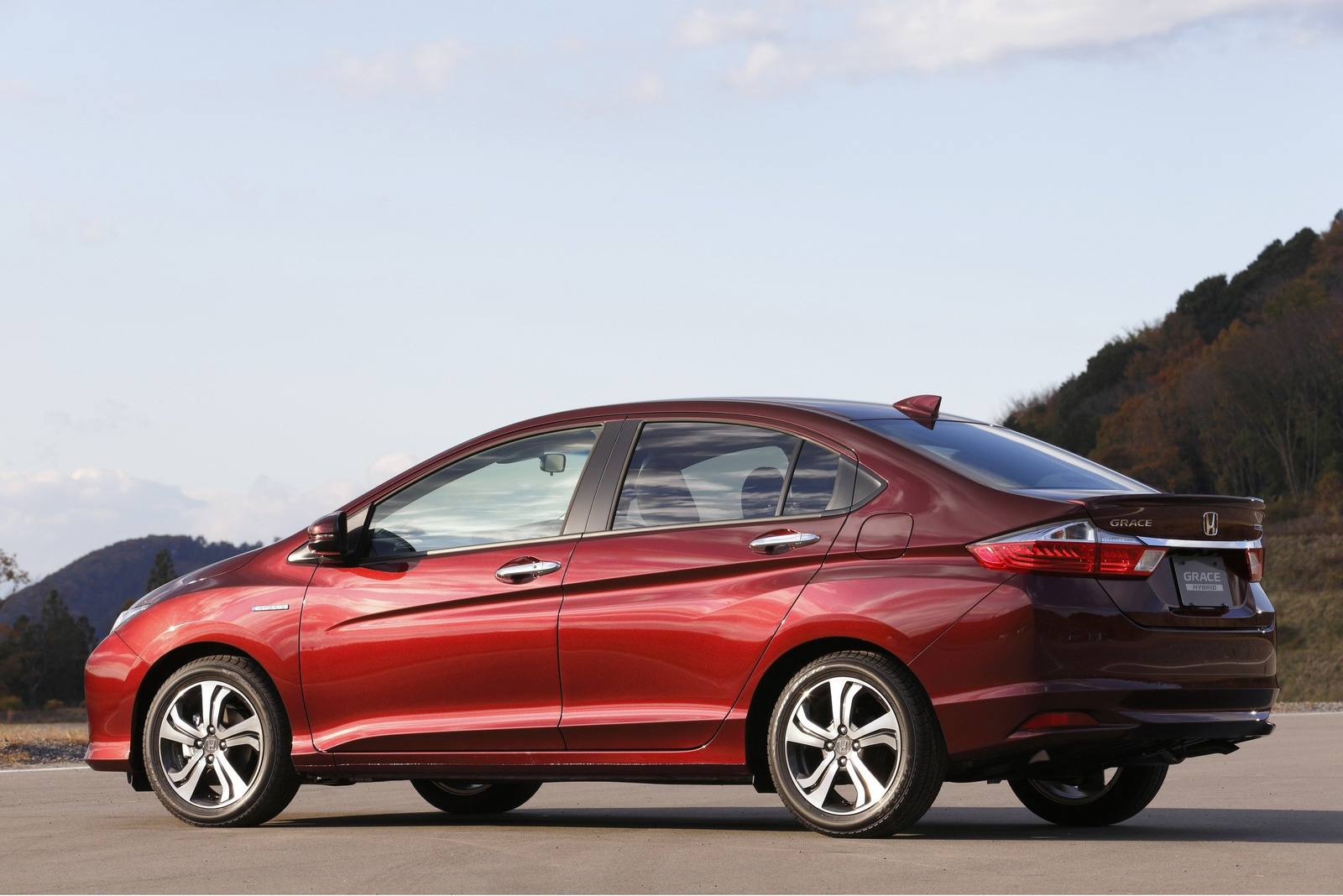 Grace Hybrid EX (GM4)