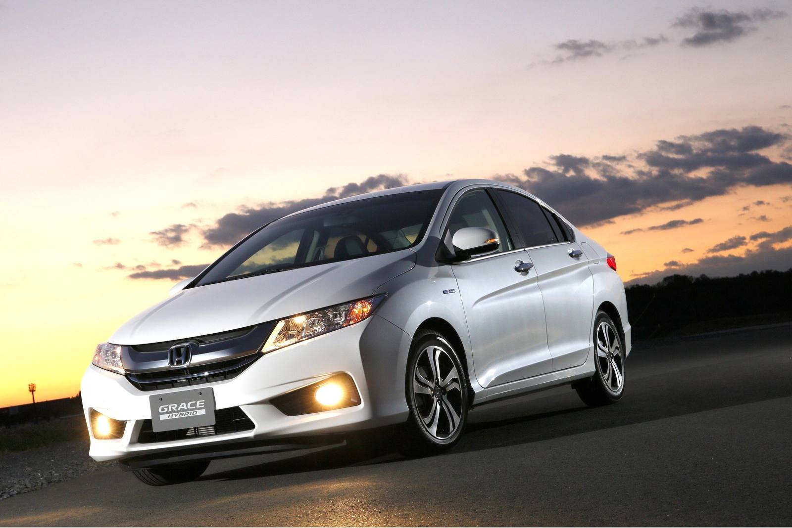 Grace Hybrid EX (GM4)