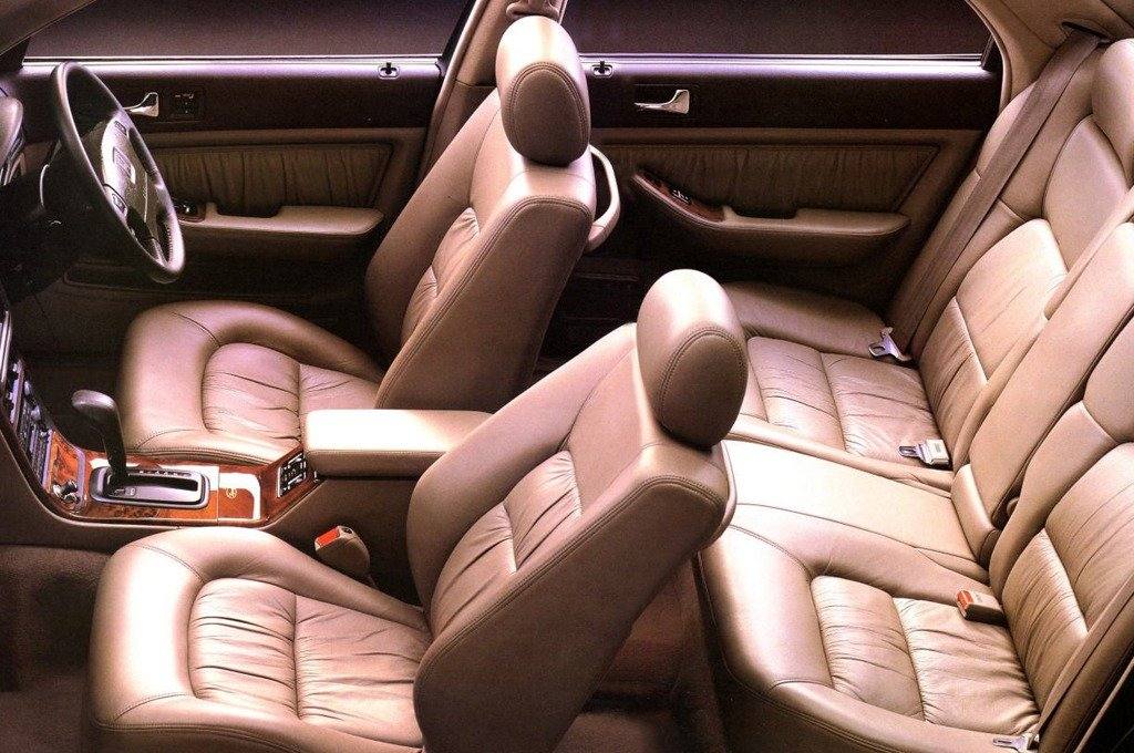 Legend Sedan 3.2 4AT (KA7)