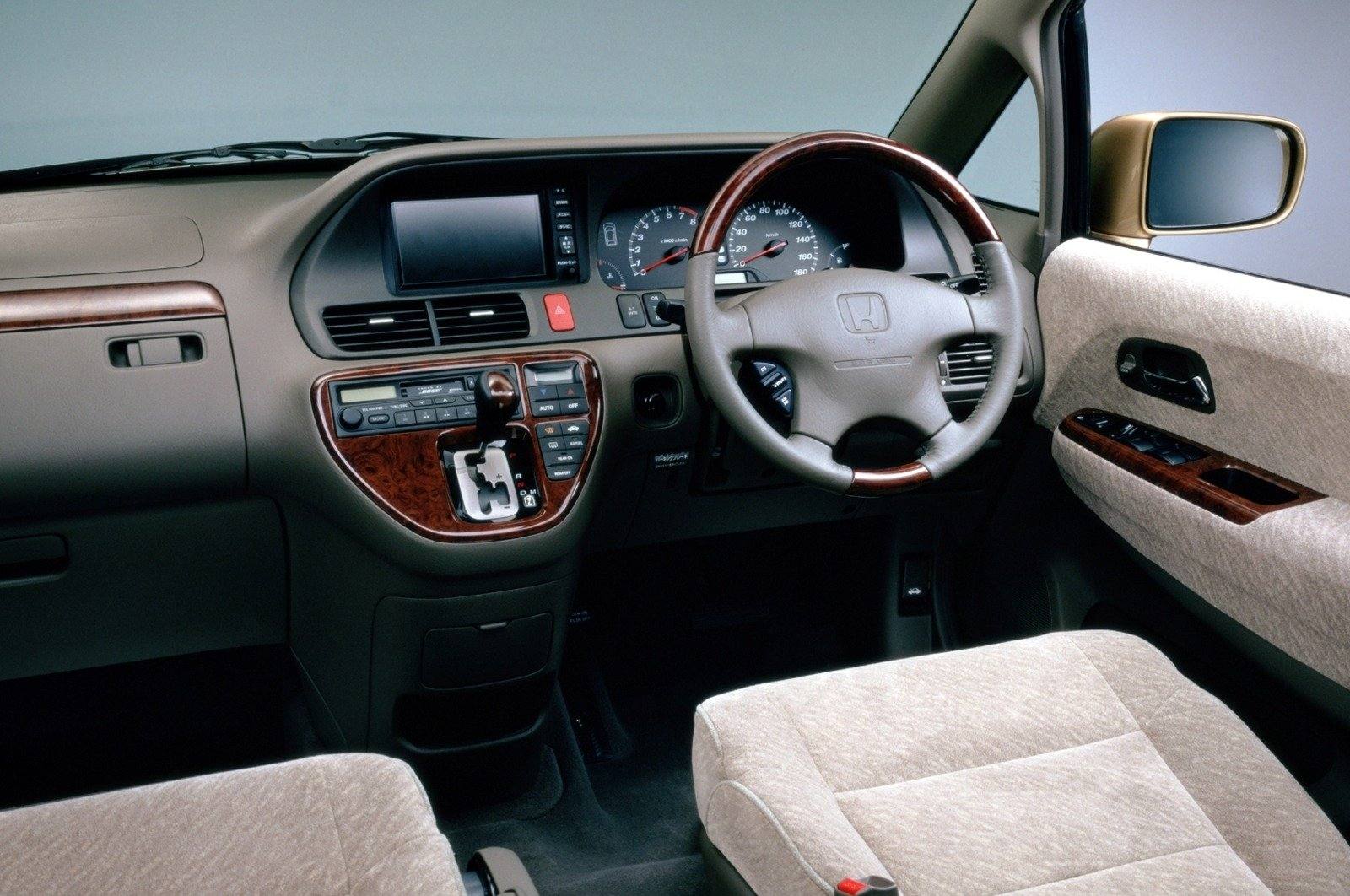 Odyssey 2.3 4WD (RA7)