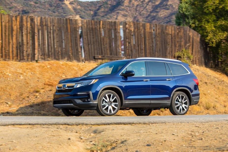 Touring AWD