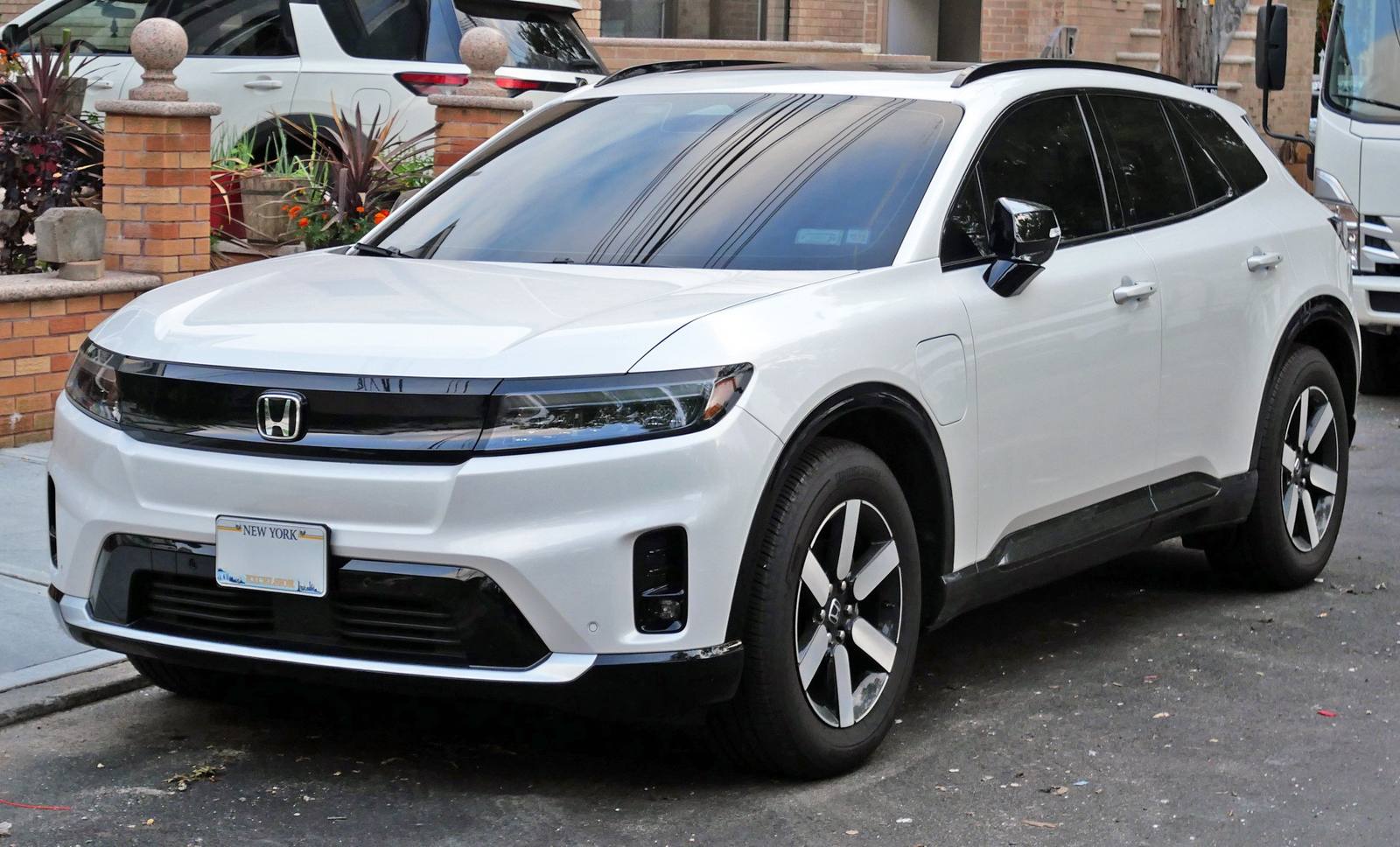 Touring AWD